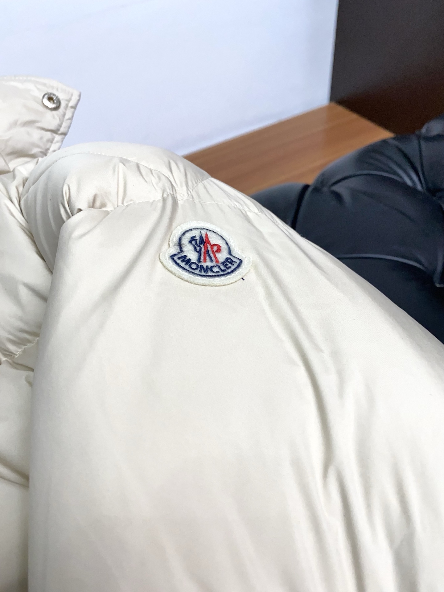 蒙口 25ss最新品 羽绒服夹克外套，设计帅气有型！百搭必备单品，时尚潮牌， 轻松营造酷帅氛围感 ，高级