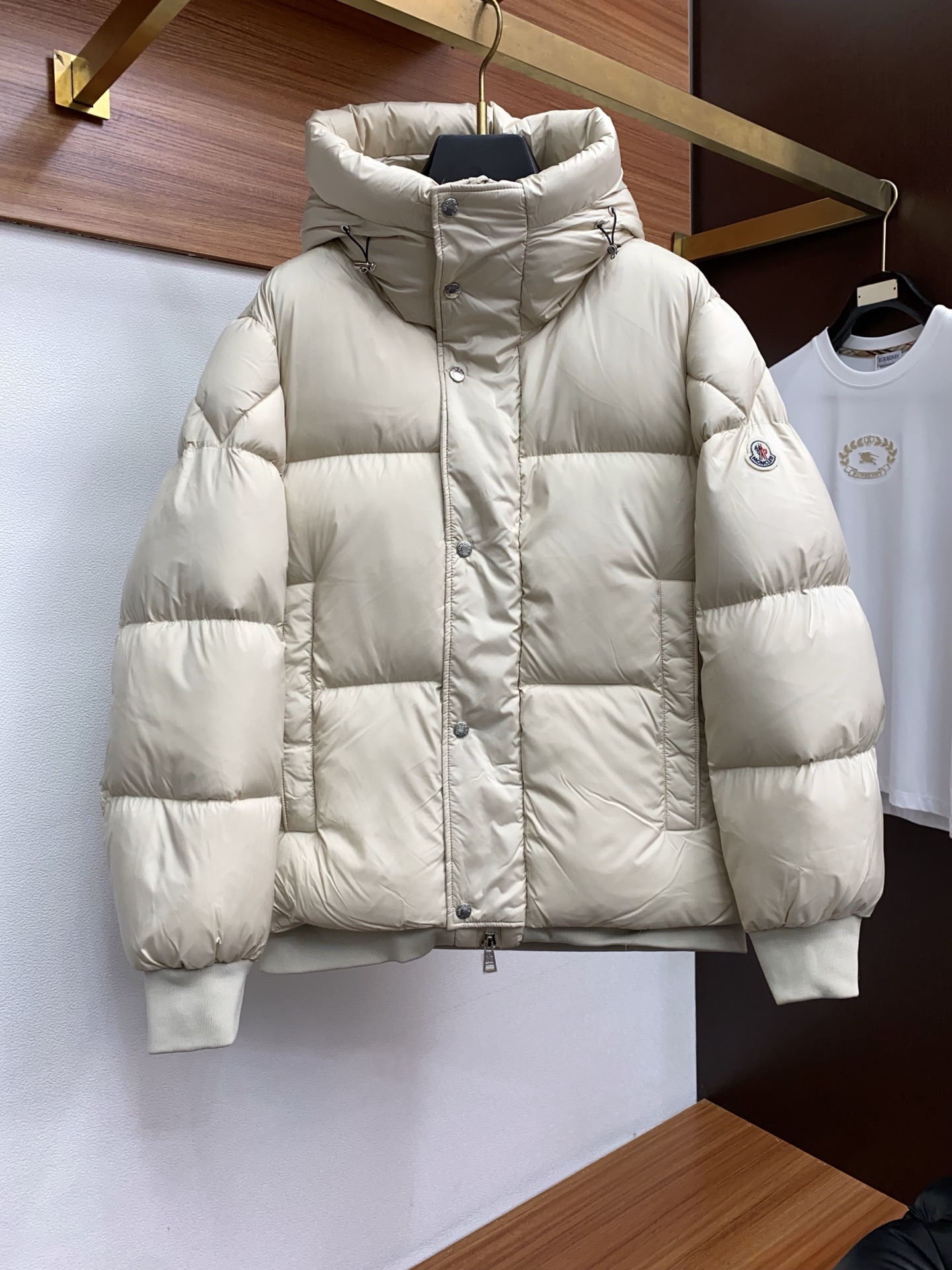 蒙口 25ss最新品 羽绒服夹克外套，设计帅气有型！百搭必备单品，时尚潮牌， 轻松营造酷帅氛围感 ，高级