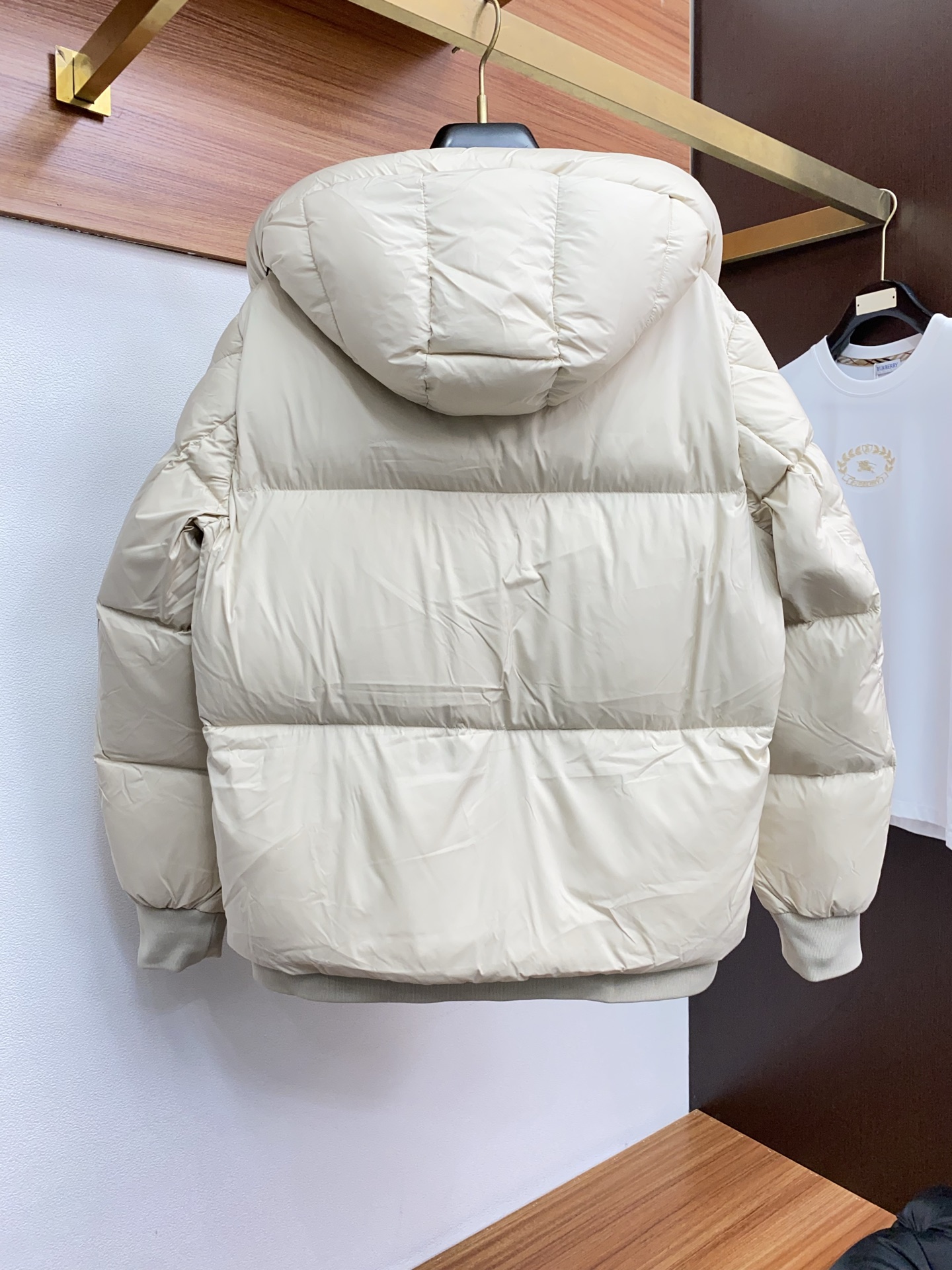 蒙口 25ss最新品 羽绒服夹克外套，设计帅气有型！百搭必备单品，时尚潮牌， 轻松营造酷帅氛围感 ，高级