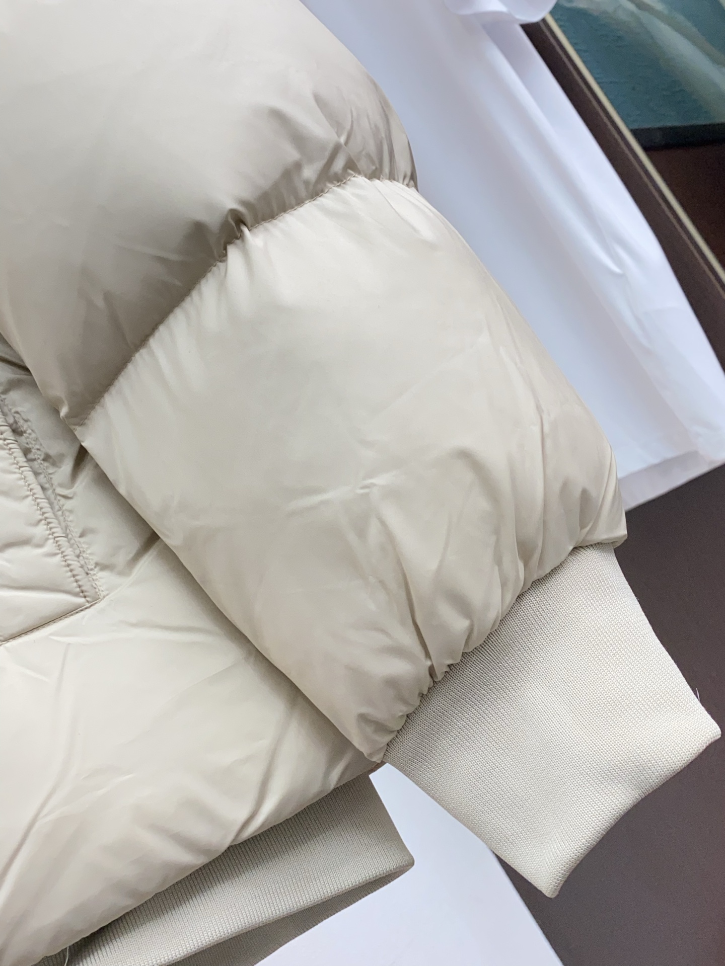 蒙口 25ss最新品 羽绒服夹克外套，设计帅气有型！百搭必备单品，时尚潮牌， 轻松营造酷帅氛围感 ，高级