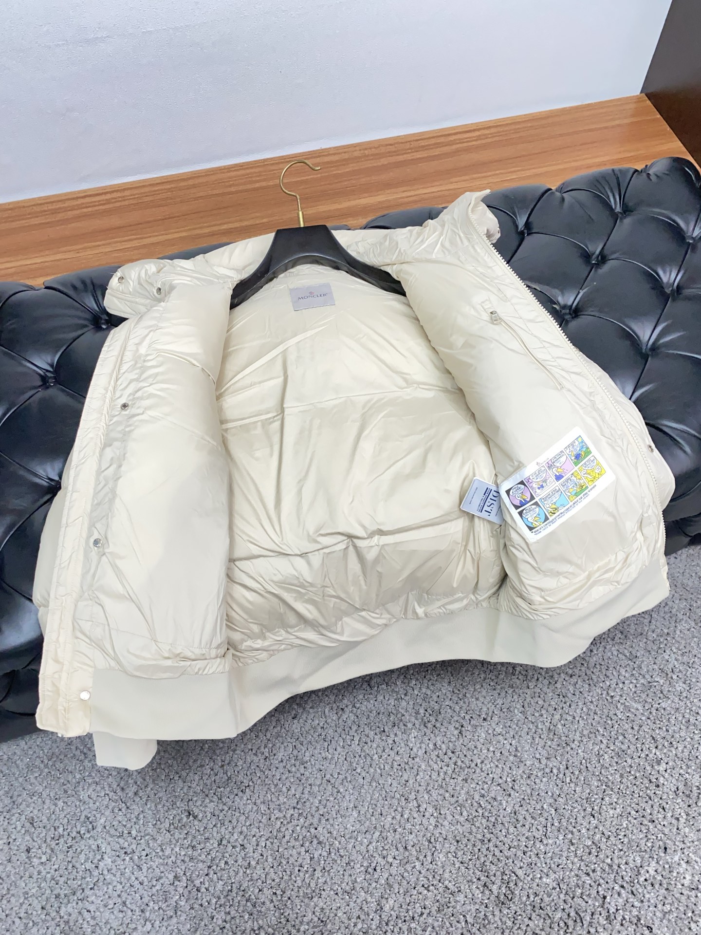 蒙口 25ss最新品 羽绒服夹克外套，设计帅气有型！百搭必备单品，时尚潮牌， 轻松营造酷帅氛围感 ，高级