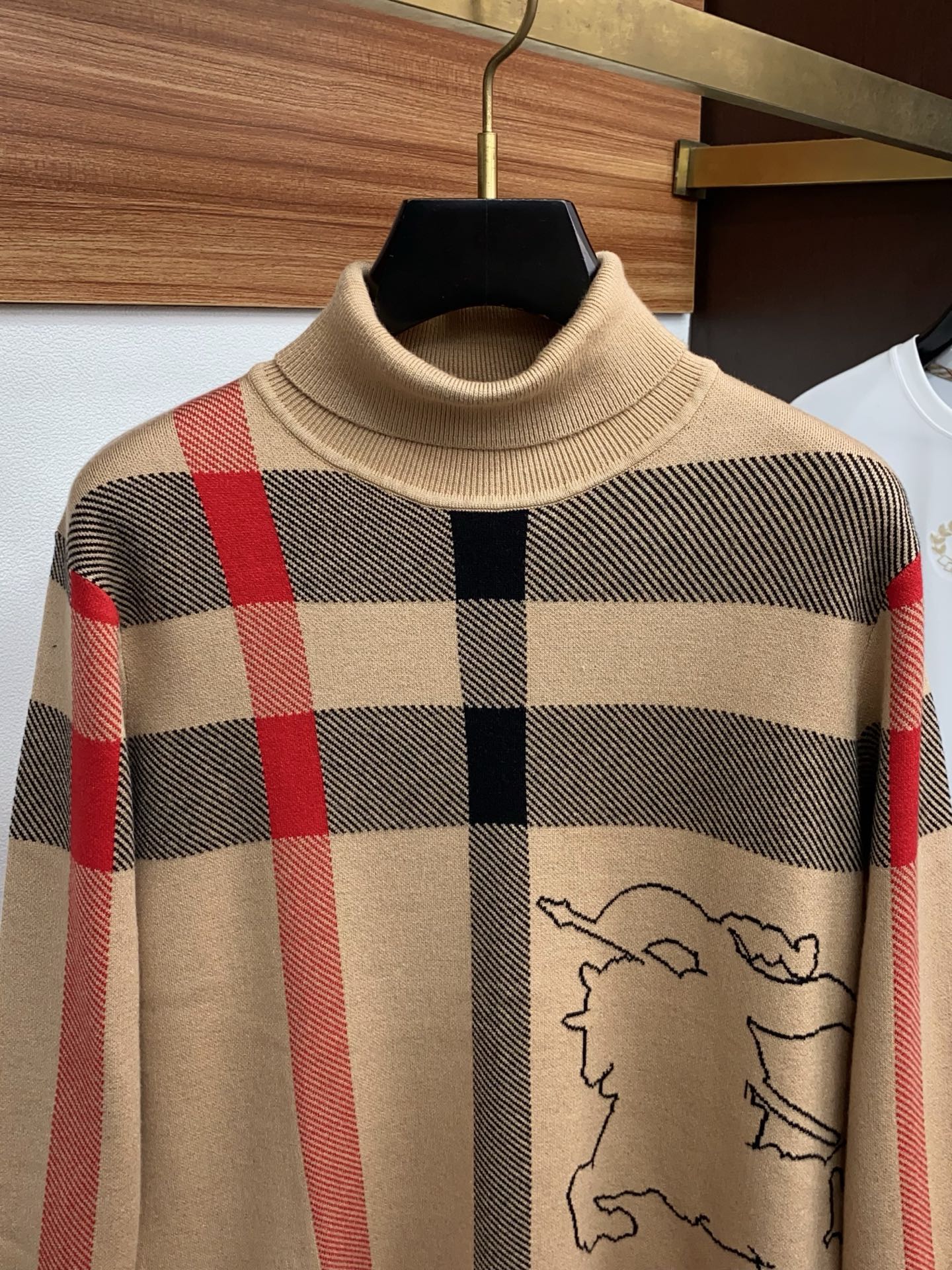 巴宝莉 重磅推荐！2025aw秋冬新款 高领毛衣 专柜同步 时尚经典基础款本色针织 大牌元素logo 秋