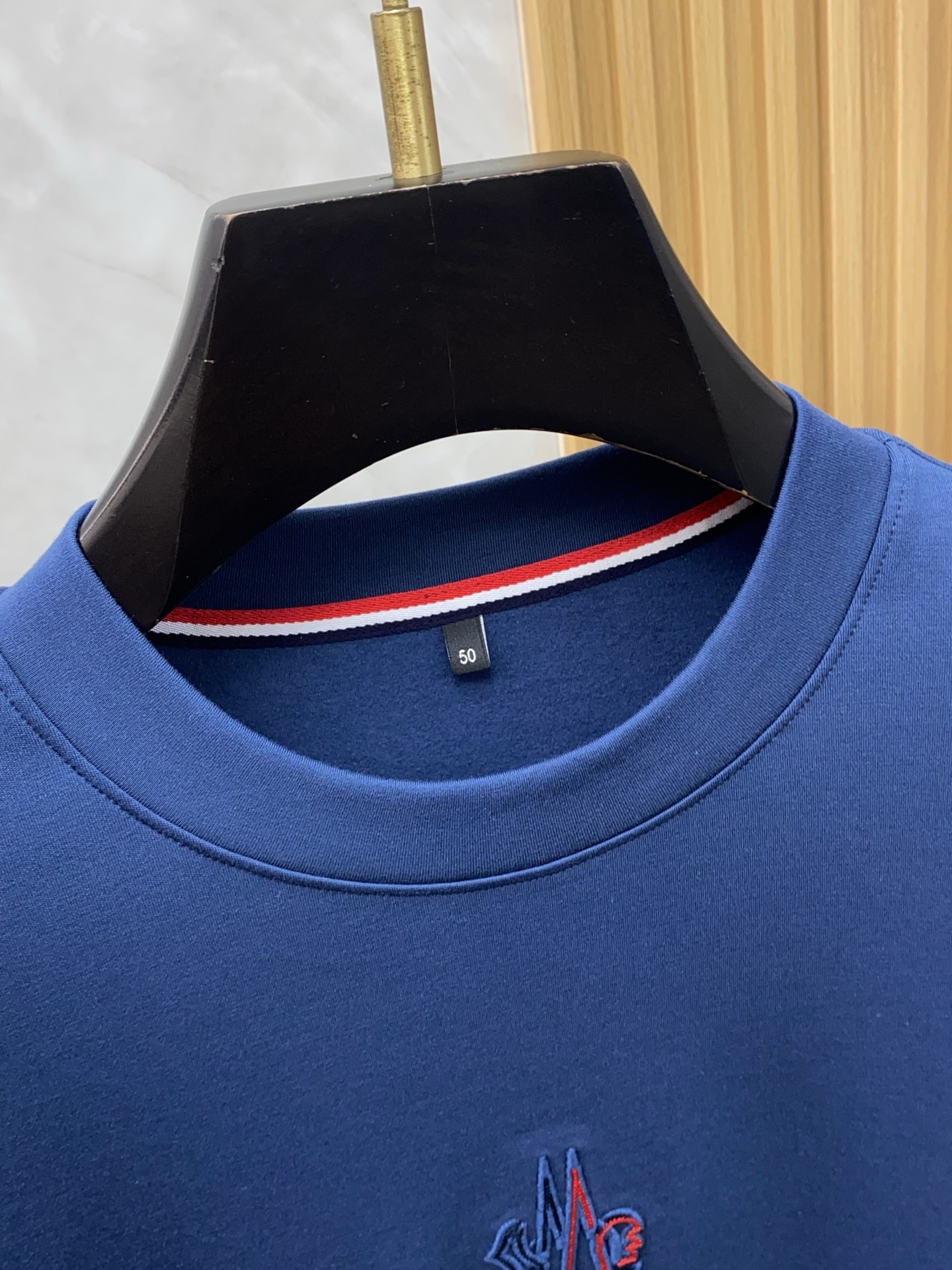 Moncler Long Sleeve Cotton T-Shirt with Embroidered Logo - Black 4 i1760710985463 276 0 2