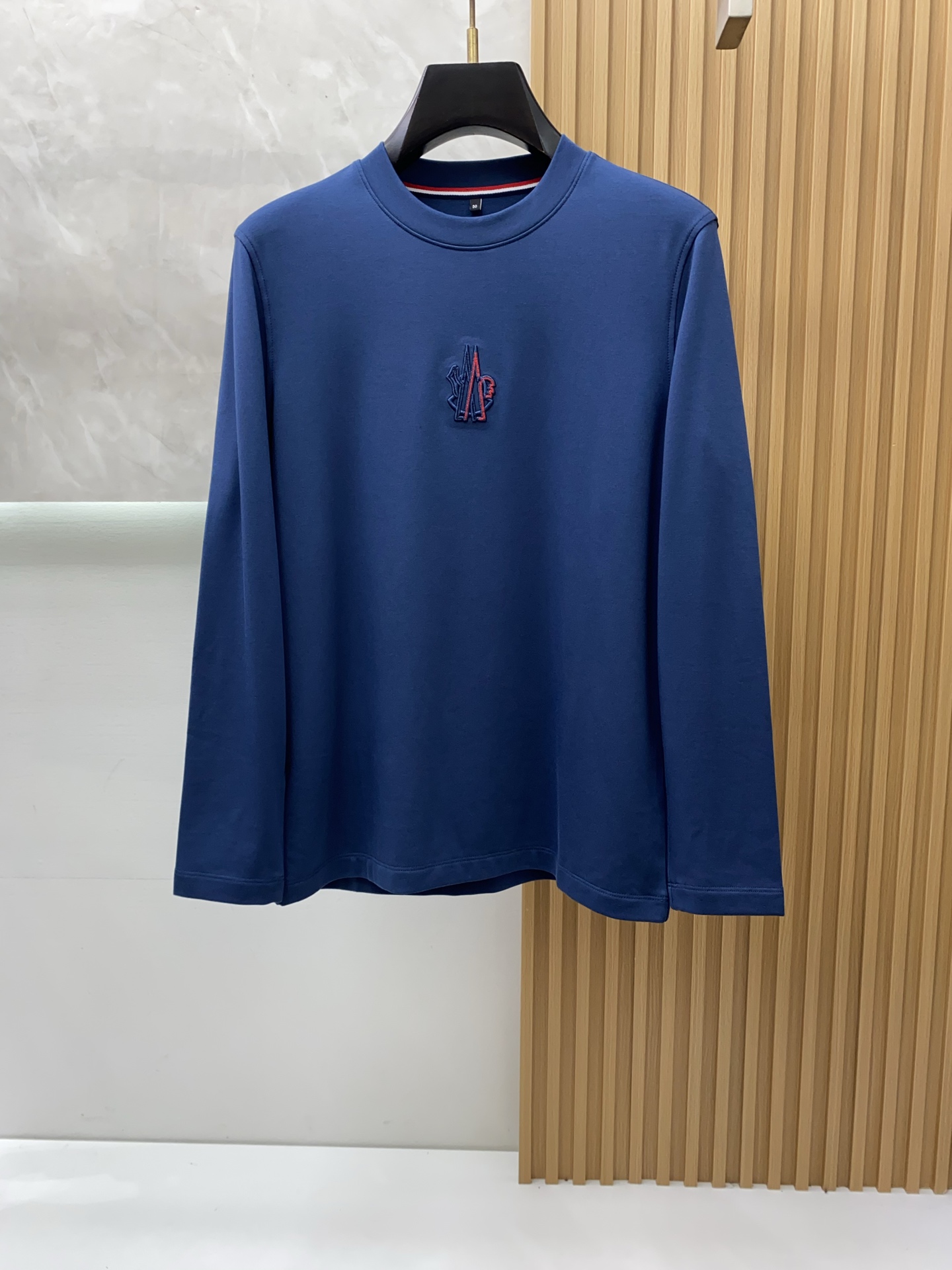 Moncler Long Sleeve Cotton T-Shirt with Embroidered Logo - Black 2 i1760710985662 5302 0 0