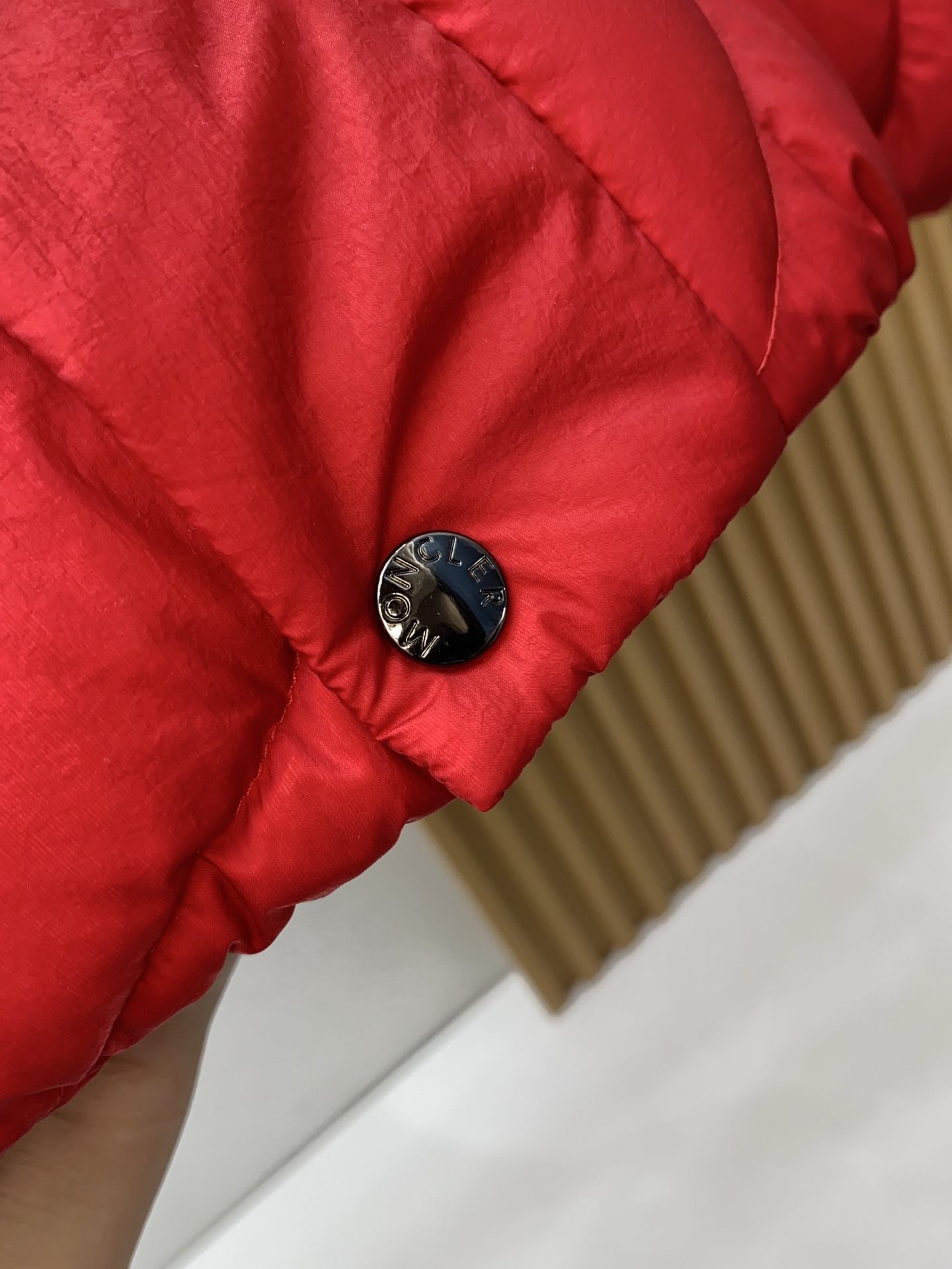 蒙口 25秋冬男士时尚原版专柜同步羽绒服 轻奢时尚休闲风格，轻盈保暖柔软！低调系列时尚百搭，就是有型！香