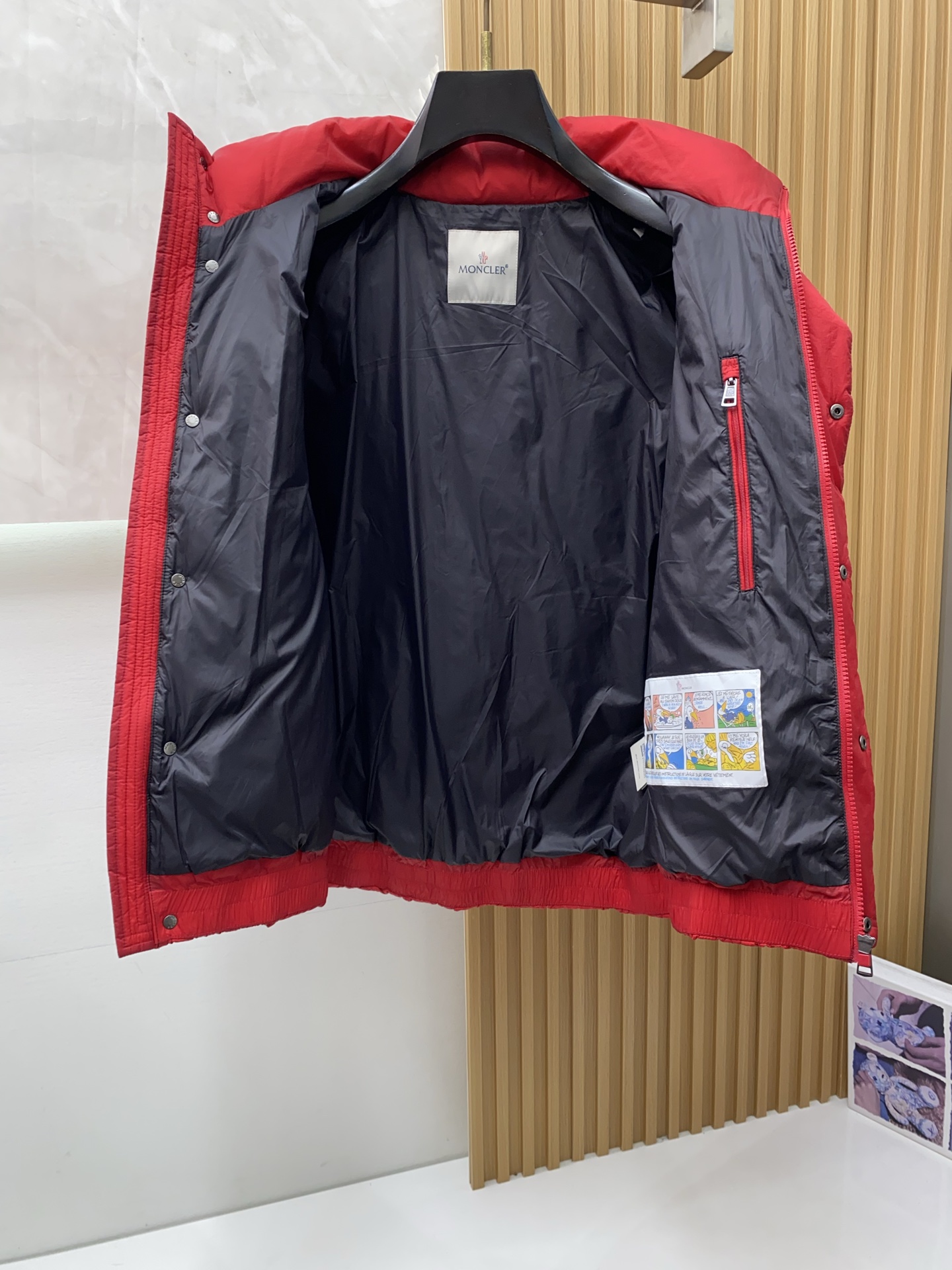 蒙口 25秋冬男士时尚原版专柜同步羽绒服 轻奢时尚休闲风格，轻盈保暖柔软！低调系列时尚百搭，就是有型！香