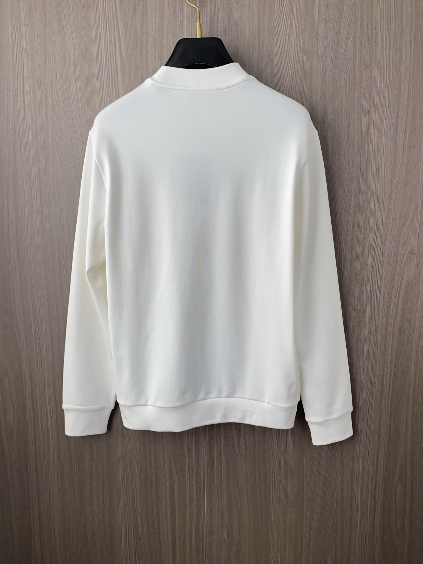 lP🆕 诺悠翩雅 2025 秋冬AW新品，时尚休闲打底加厚长袖卫衣专柜同步有售，进口加厚莫戴尔长绒棉拉绒