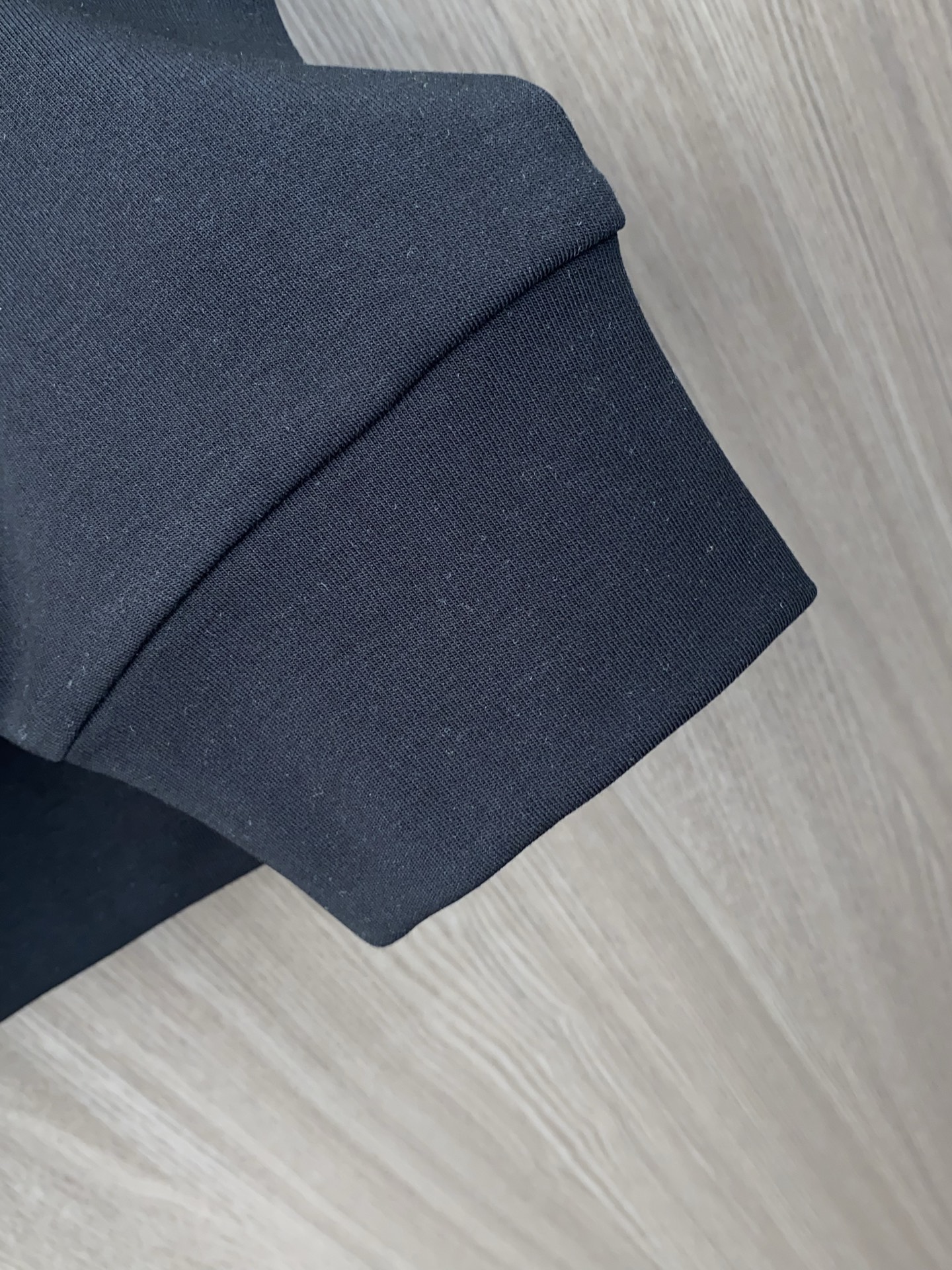 lP🆕 诺悠翩雅 2025 秋冬AW新品，时尚休闲打底加厚长袖卫衣专柜同步有售，进口加厚莫戴尔长绒棉拉绒