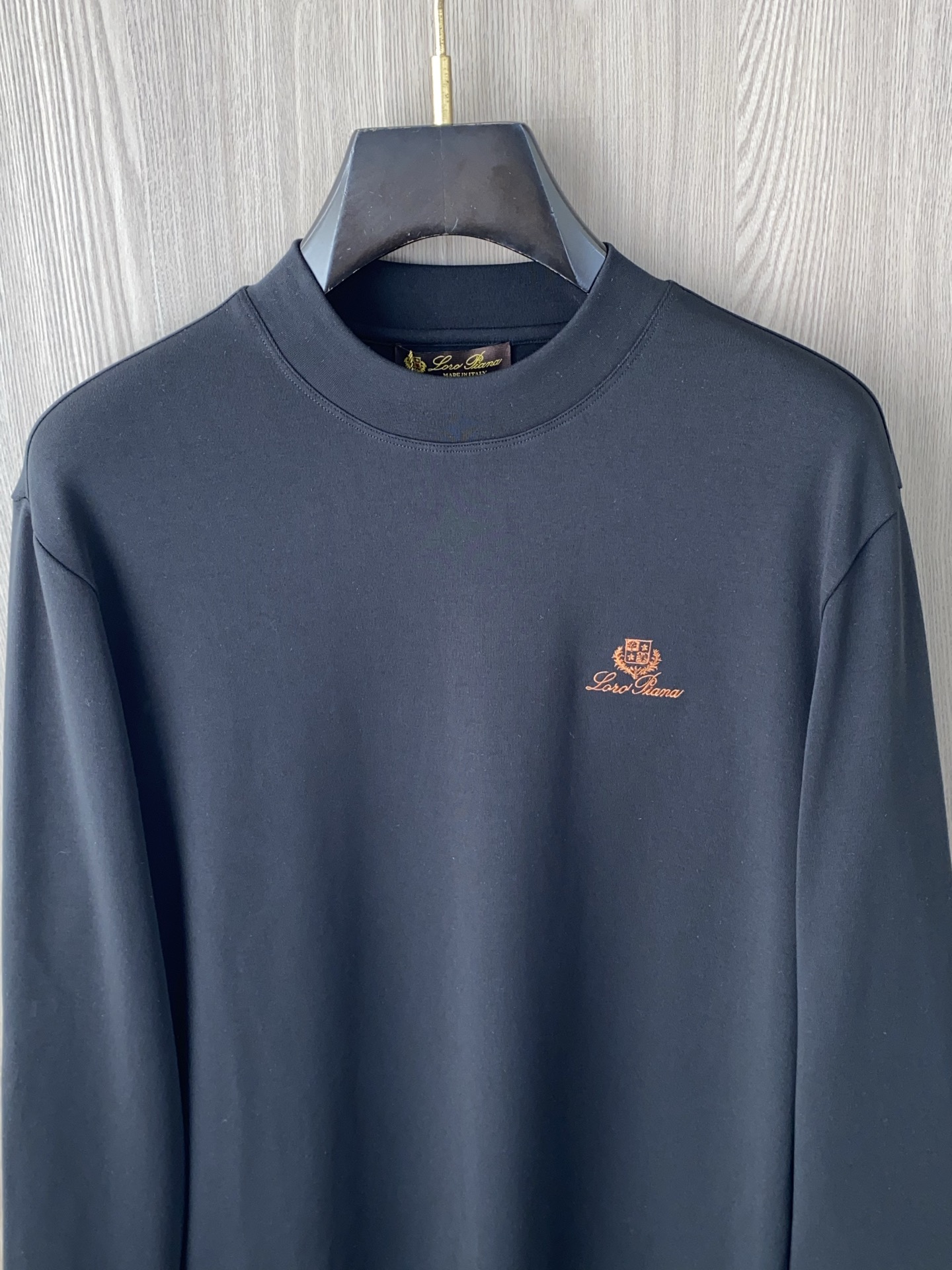 lP🆕 诺悠翩雅 2025 秋冬AW新品，时尚休闲打底加厚长袖卫衣专柜同步有售，进口加厚莫戴尔长绒棉拉绒