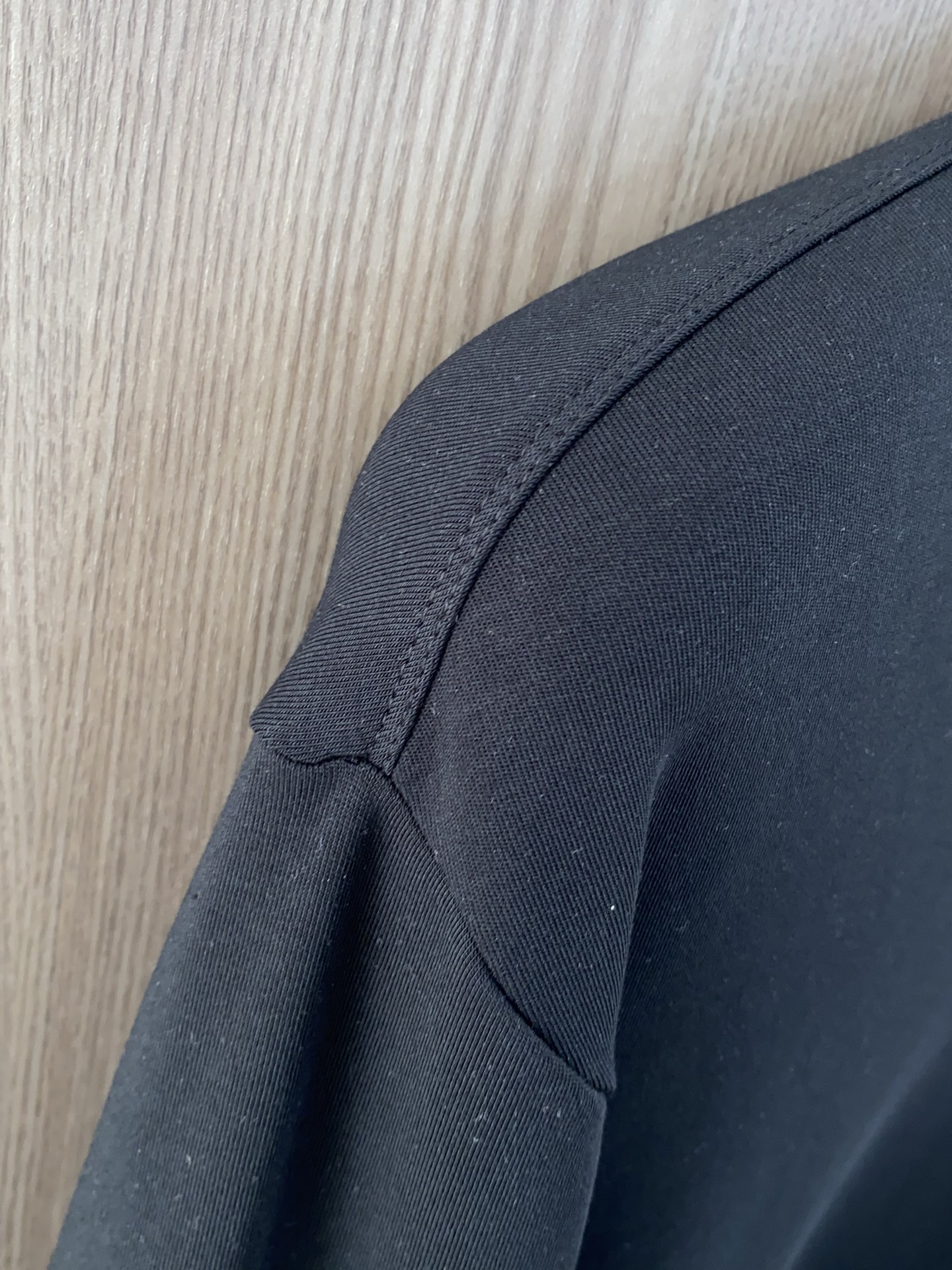 lP🆕 诺悠翩雅 2025 秋冬AW新品，时尚休闲打底加厚长袖卫衣专柜同步有售，进口加厚莫戴尔长绒棉拉绒