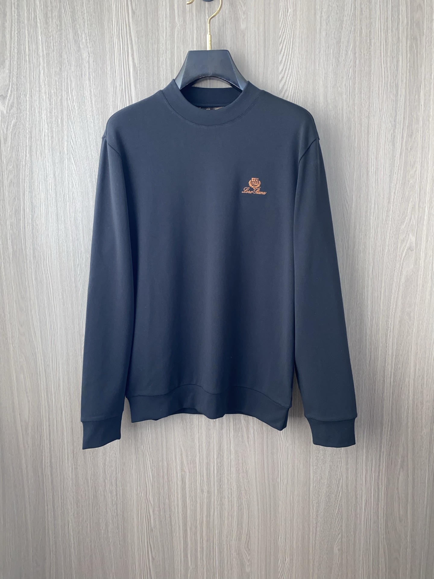 lP🆕 诺悠翩雅 2025 秋冬AW新品，时尚休闲打底加厚长袖卫衣专柜同步有售，进口加厚莫戴尔长绒棉拉绒