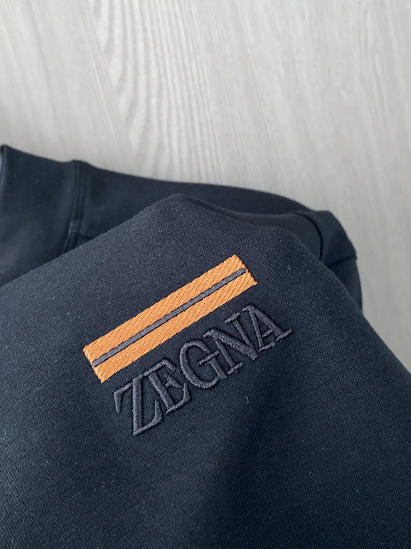 杰尼亚 2025 秋冬AW新品，时尚休闲打底加厚长袖卫衣专柜同步有售，进口加厚莫戴尔长绒棉拉绒面料，工艺