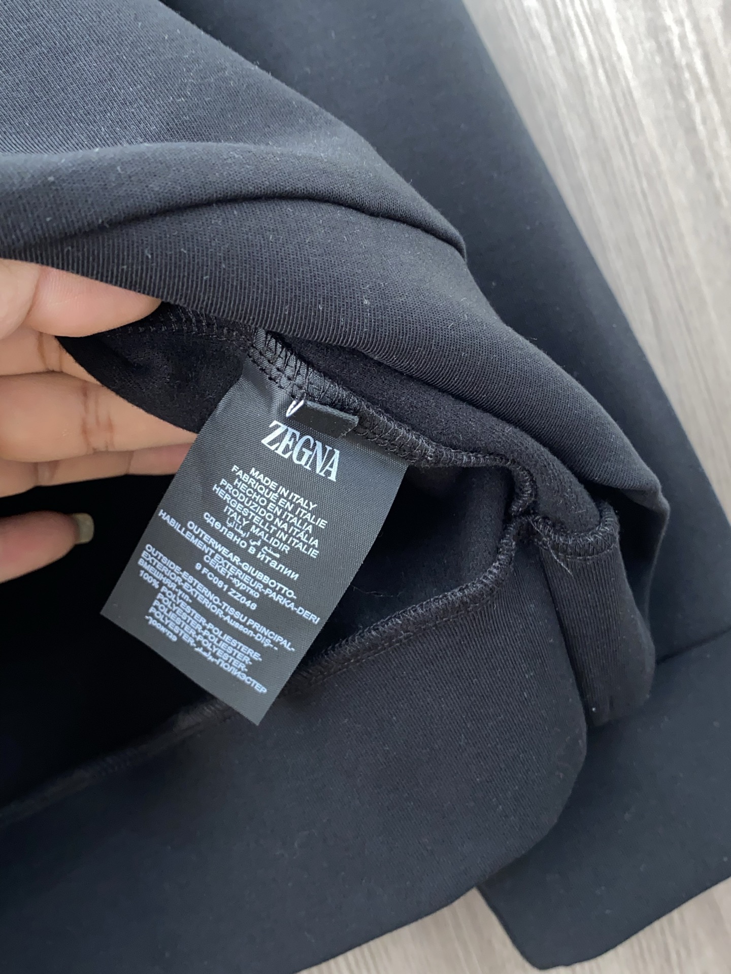 杰尼亚 2025 秋冬AW新品，时尚休闲打底加厚长袖卫衣专柜同步有售，进口加厚莫戴尔长绒棉拉绒面料，工艺