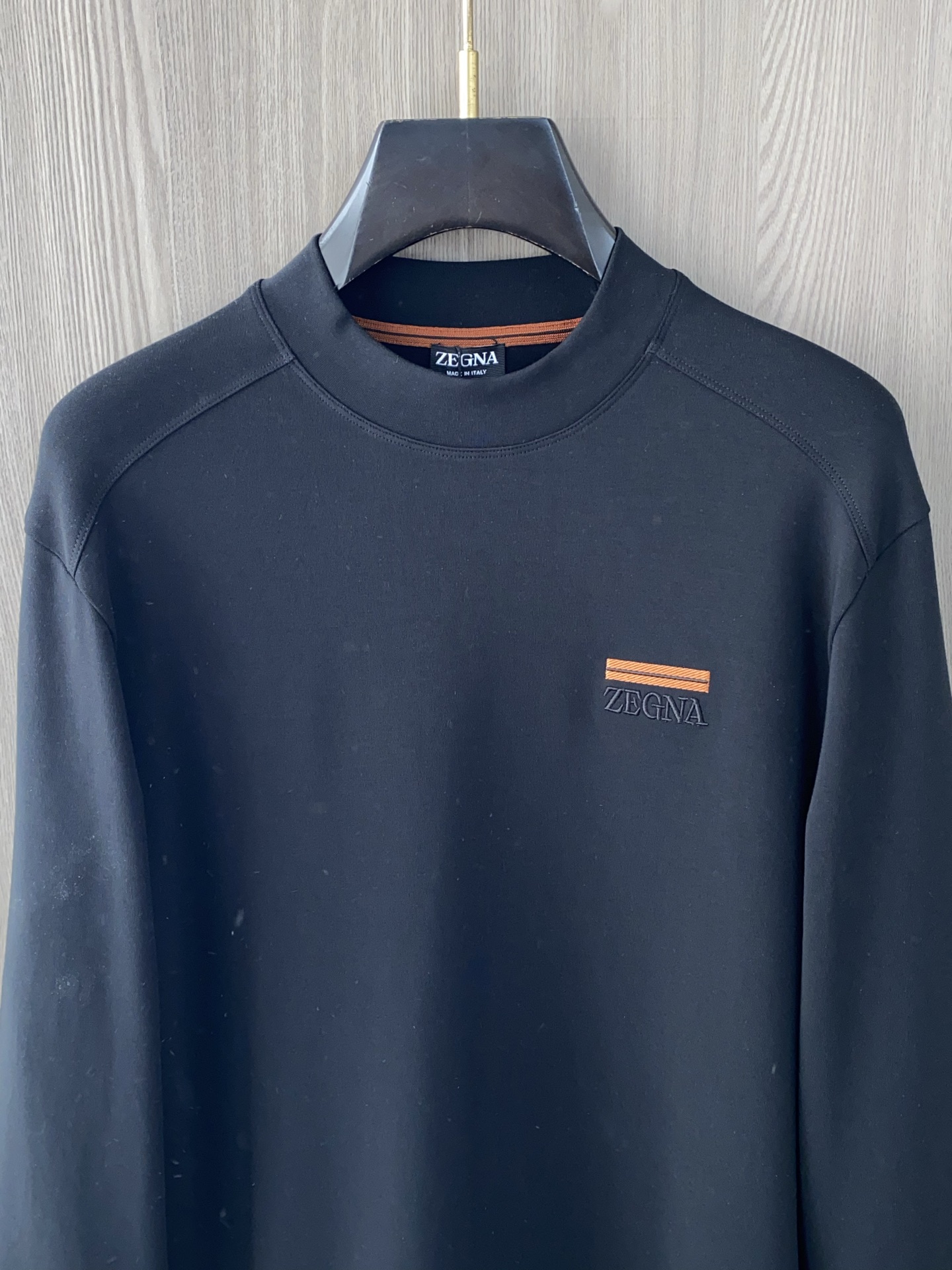 杰尼亚 2025 秋冬AW新品，时尚休闲打底加厚长袖卫衣专柜同步有售，进口加厚莫戴尔长绒棉拉绒面料，工艺