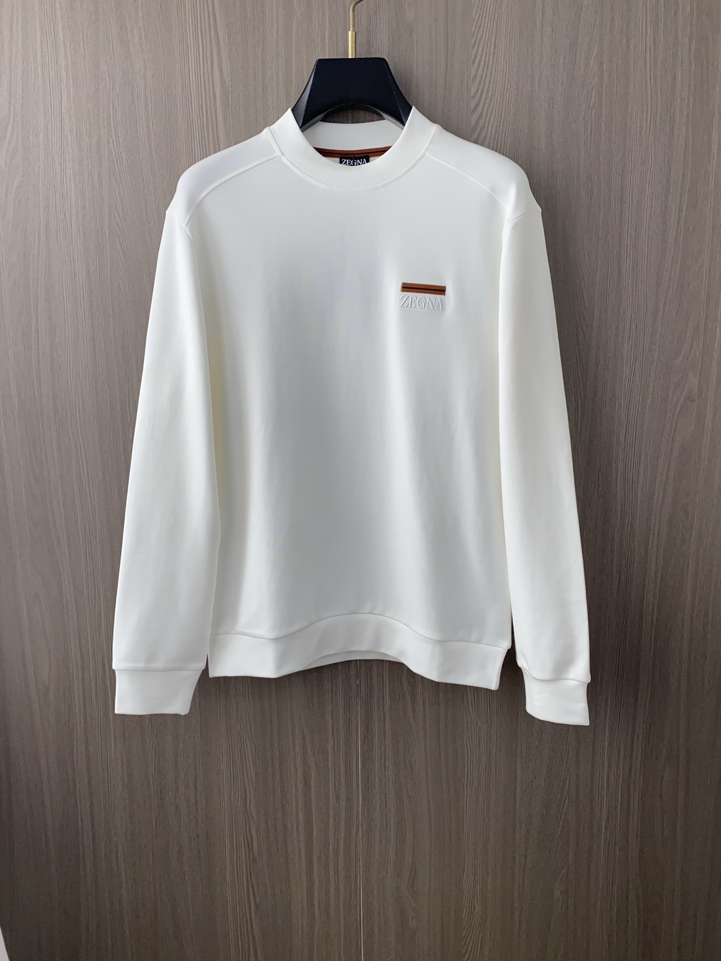 杰尼亚 2025 秋冬AW新品，时尚休闲打底加厚长袖卫衣专柜同步有售，进口加厚莫戴尔长绒棉拉绒面料，工艺