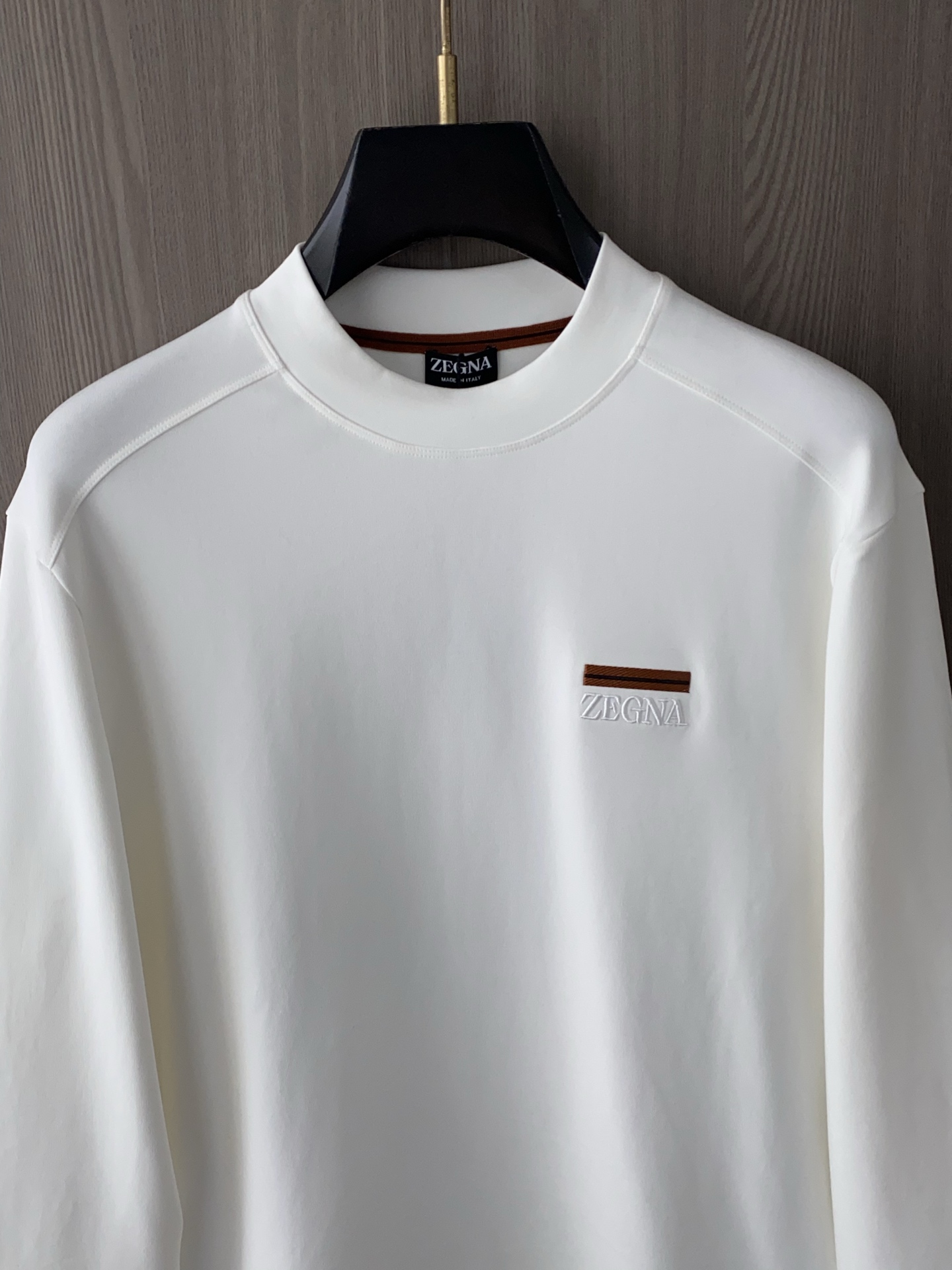 杰尼亚 2025 秋冬AW新品，时尚休闲打底加厚长袖卫衣专柜同步有售，进口加厚莫戴尔长绒棉拉绒面料，工艺