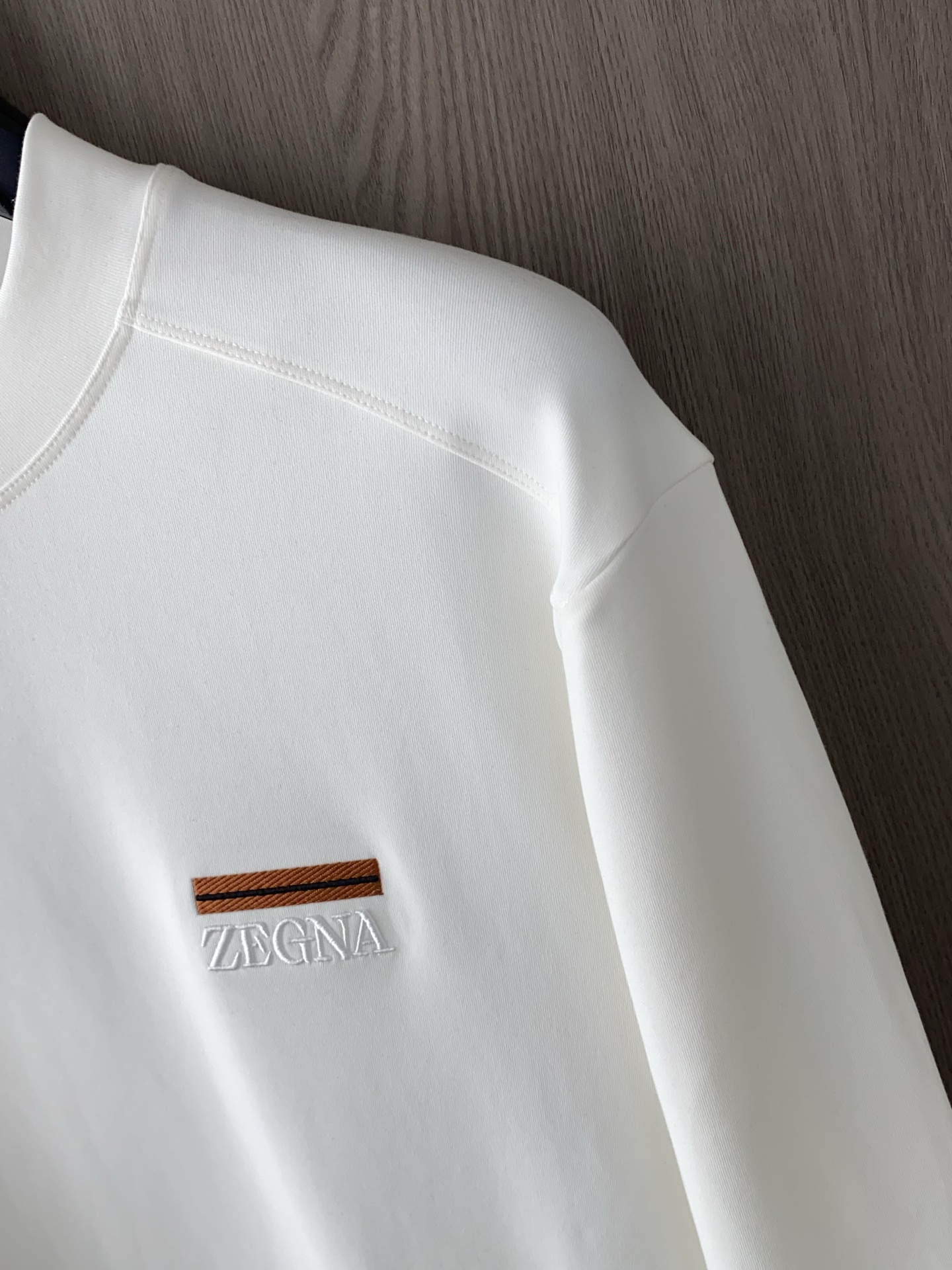 杰尼亚 2025 秋冬AW新品，时尚休闲打底加厚长袖卫衣专柜同步有售，进口加厚莫戴尔长绒棉拉绒面料，工艺