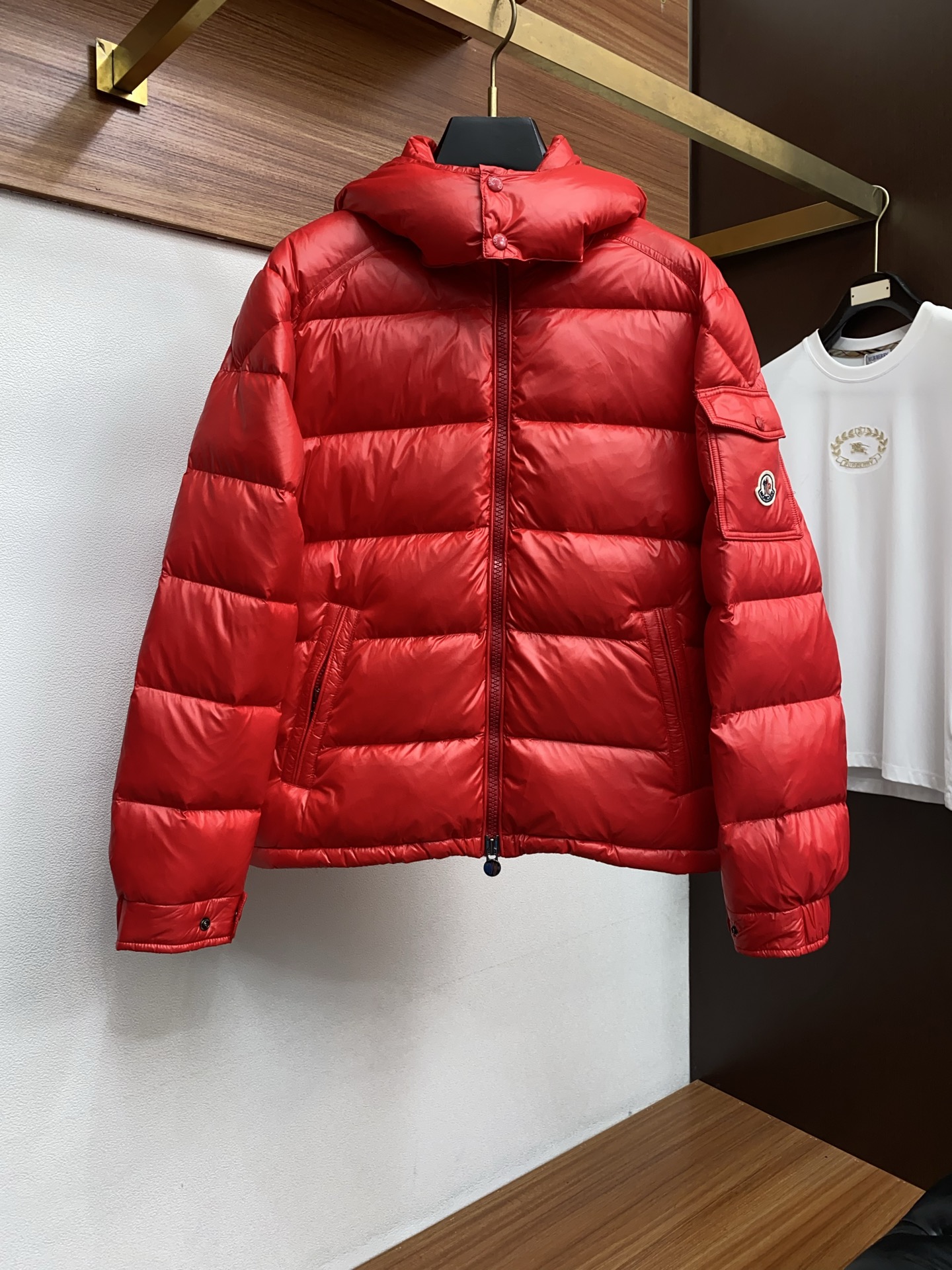 蒙口 25秋冬男士时尚原版专柜同步羽绒服 轻奢时尚休闲风格，轻盈保暖柔软！低调系列时尚百搭，就是有型！香