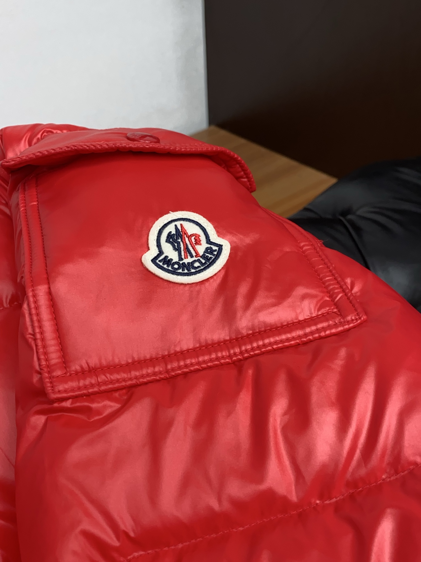 蒙口 25秋冬男士时尚原版专柜同步羽绒服 轻奢时尚休闲风格，轻盈保暖柔软！低调系列时尚百搭，就是有型！香