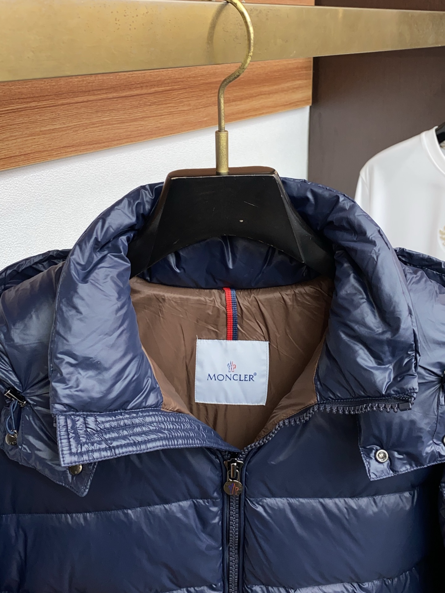 蒙口 25秋冬男士时尚原版专柜同步羽绒服 轻奢时尚休闲风格，轻盈保暖柔软！低调系列时尚百搭，就是有型！香