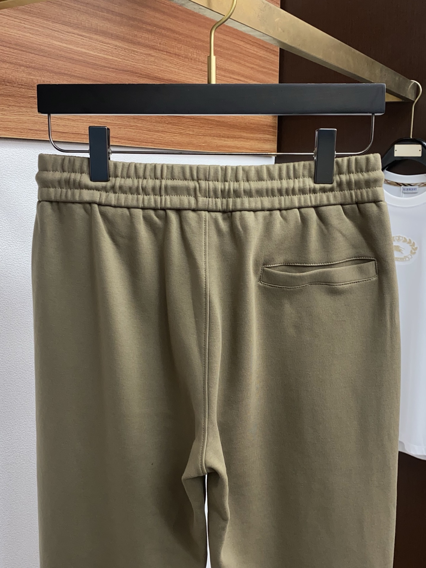 lP🆕 诺悠翩雅 25SS新款针织棉布抽绳卫裤，男士经典红蓝标识刺绣运动休闲长裤！贸易公司渠道稀出，领先