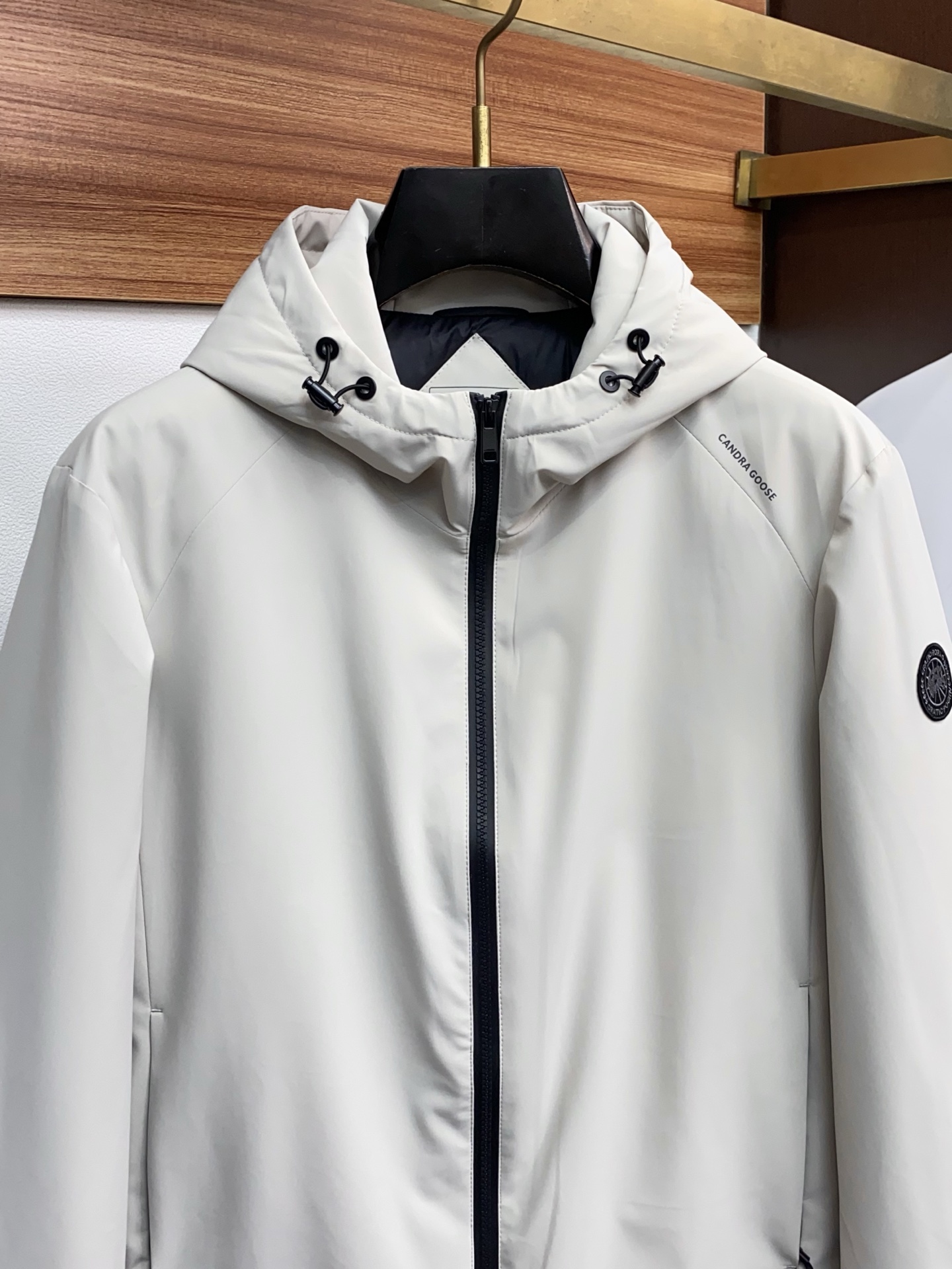 大鹅 25秋冬男士时尚原版专柜同步羽绒服 轻奢时尚休闲风格，轻盈保暖柔软！低调系列时尚百搭，就是有型！香