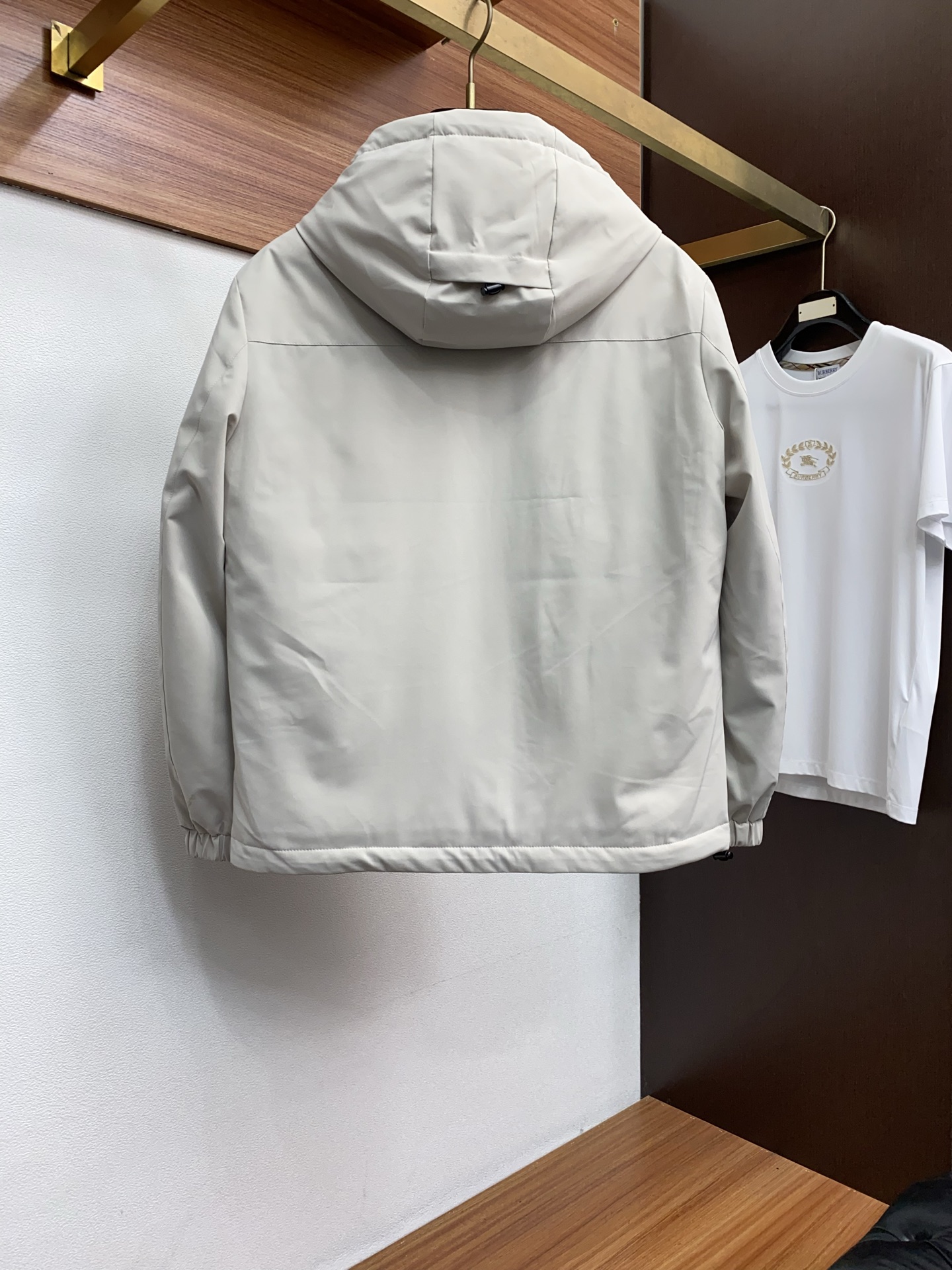 大鹅 25秋冬男士时尚原版专柜同步羽绒服 轻奢时尚休闲风格，轻盈保暖柔软！低调系列时尚百搭，就是有型！香