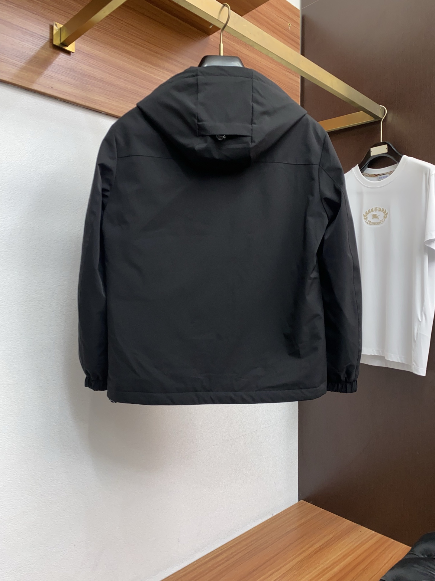 大鹅 25秋冬男士时尚原版专柜同步羽绒服 轻奢时尚休闲风格，轻盈保暖柔软！低调系列时尚百搭，就是有型！香