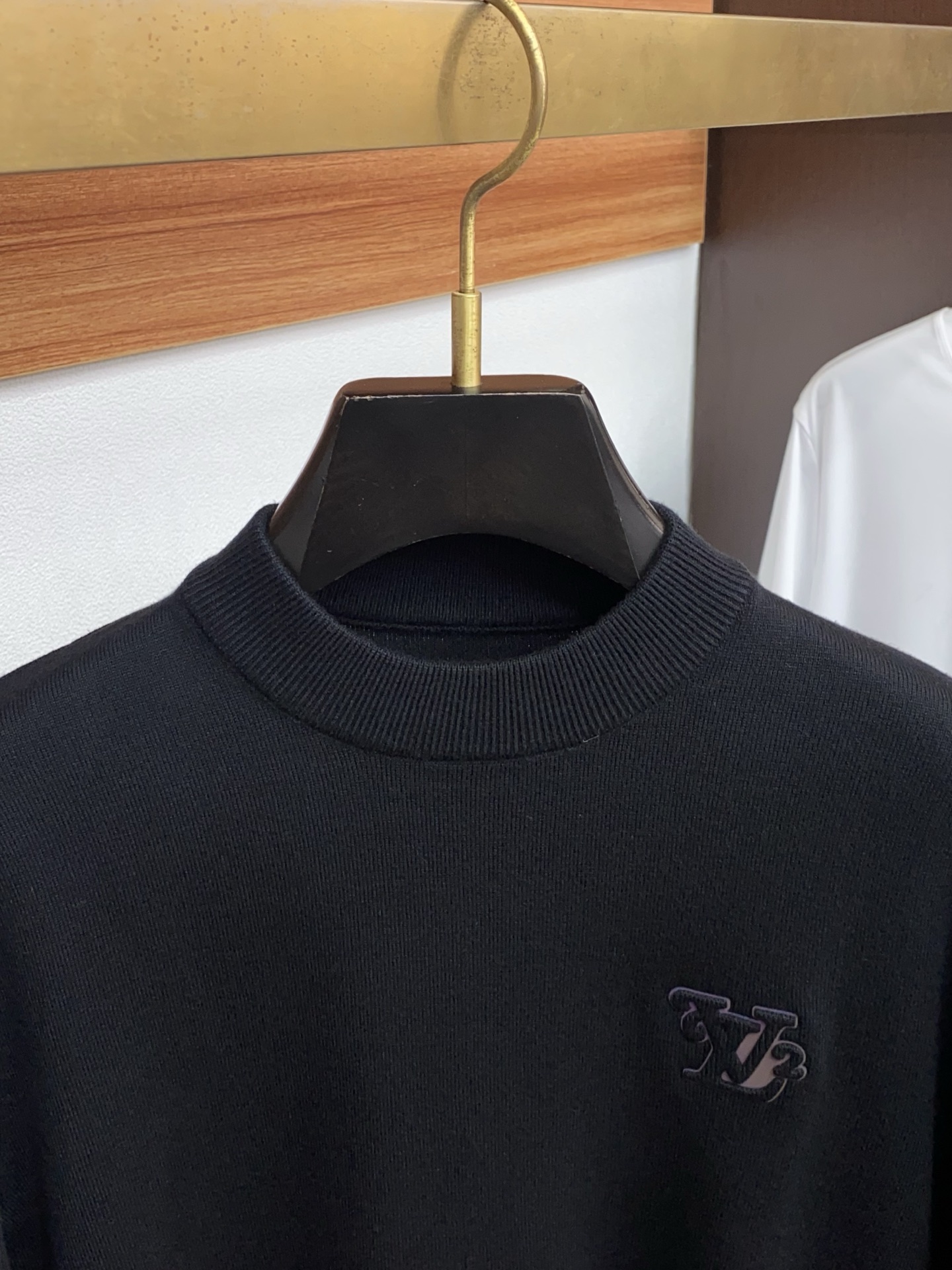 1v路易威登 重磅推荐！2025aw秋冬新款 专柜同步 时尚经典基础款本色针织 大牌元素logo 秋冬必