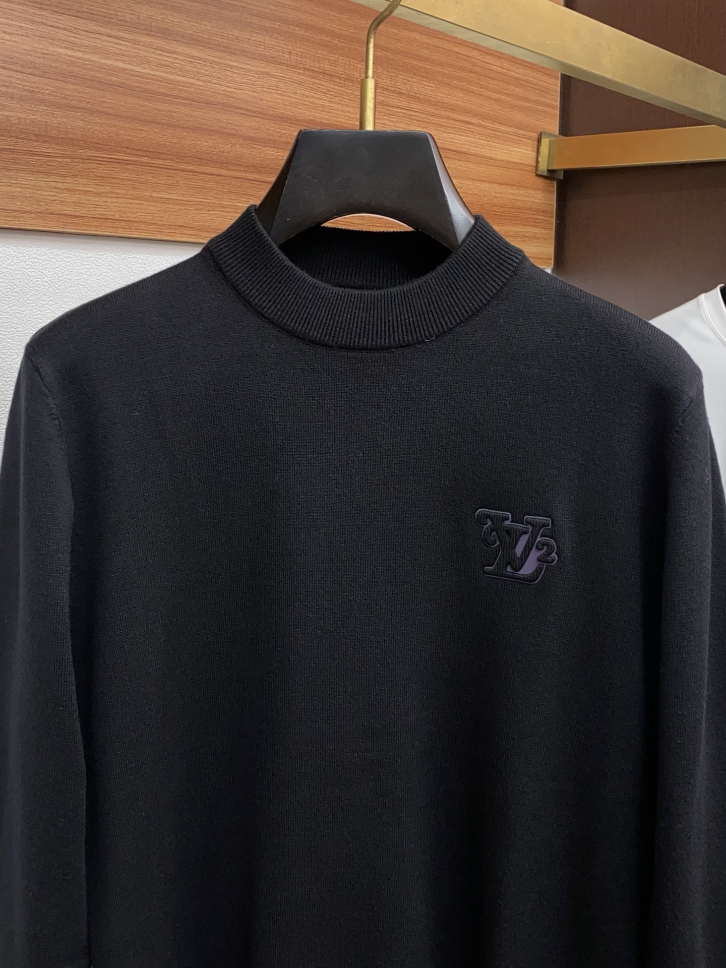 1v路易威登 重磅推荐！2025aw秋冬新款 专柜同步 时尚经典基础款本色针织 大牌元素logo 秋冬必