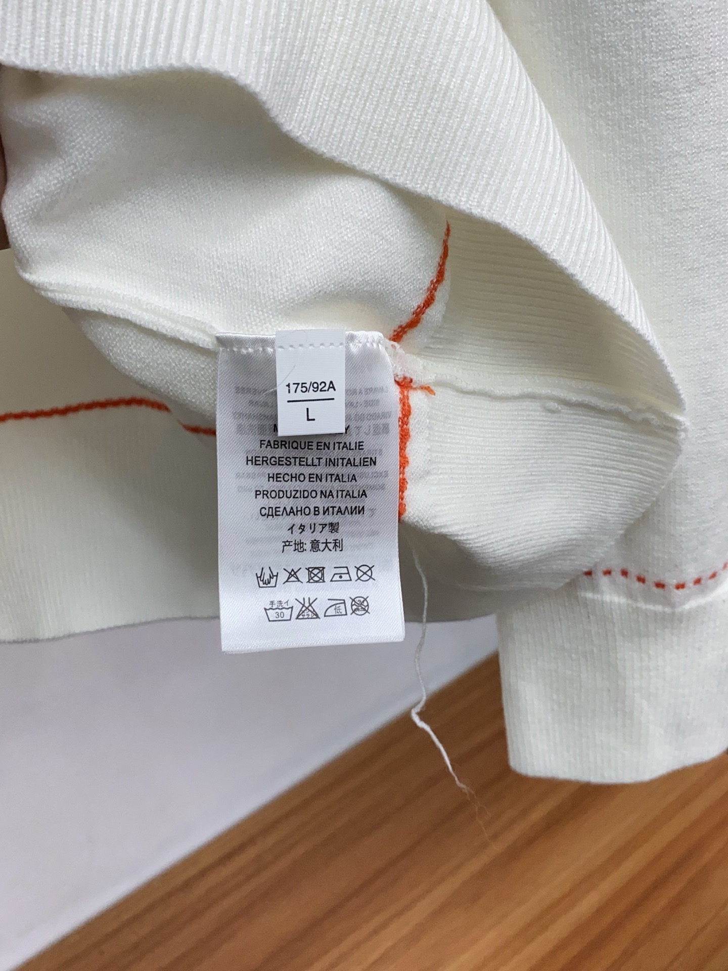 🌾 爱马仕 2025官网秋冬季最新款圆领毛衣，专柜同步在售爆款！特供羊毛混纺面料.手感舒适.可直接接触皮