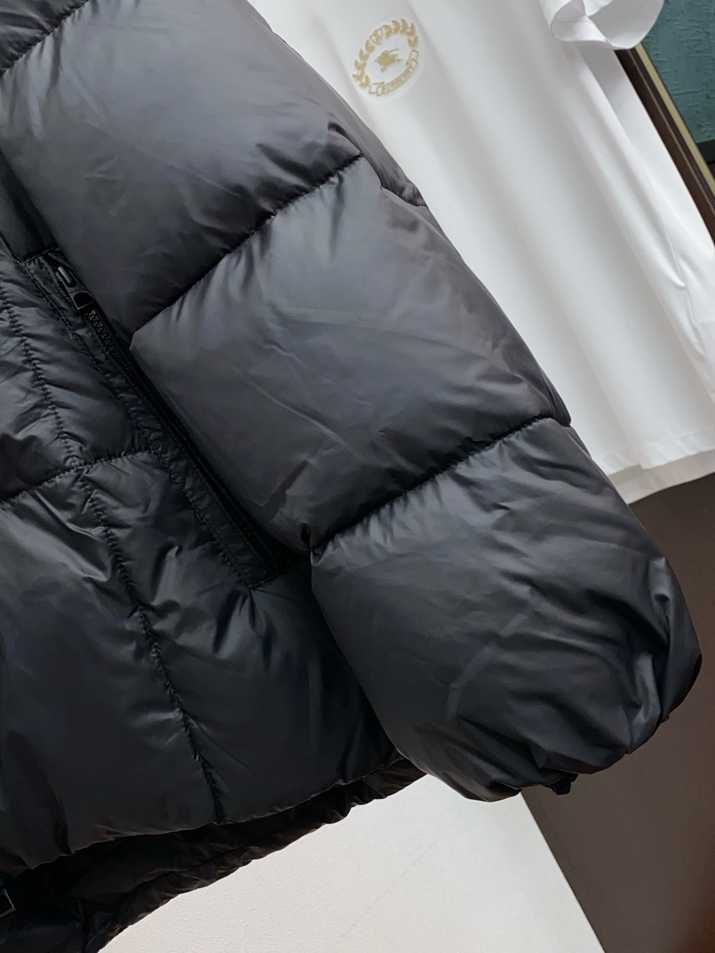 蒙口 高端推荐牛货 2025秋冬款男士原单羽绒服！贵族血统 蓬松感十足 御寒神器 高端顶尖一线成衣，融入