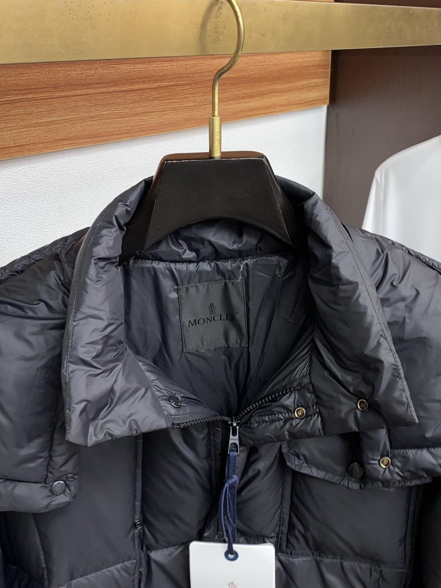 蒙口 高端推荐牛货 2025秋冬款男士原单羽绒服！贵族血统 蓬松感十足 御寒神器 高端顶尖一线成衣，融入