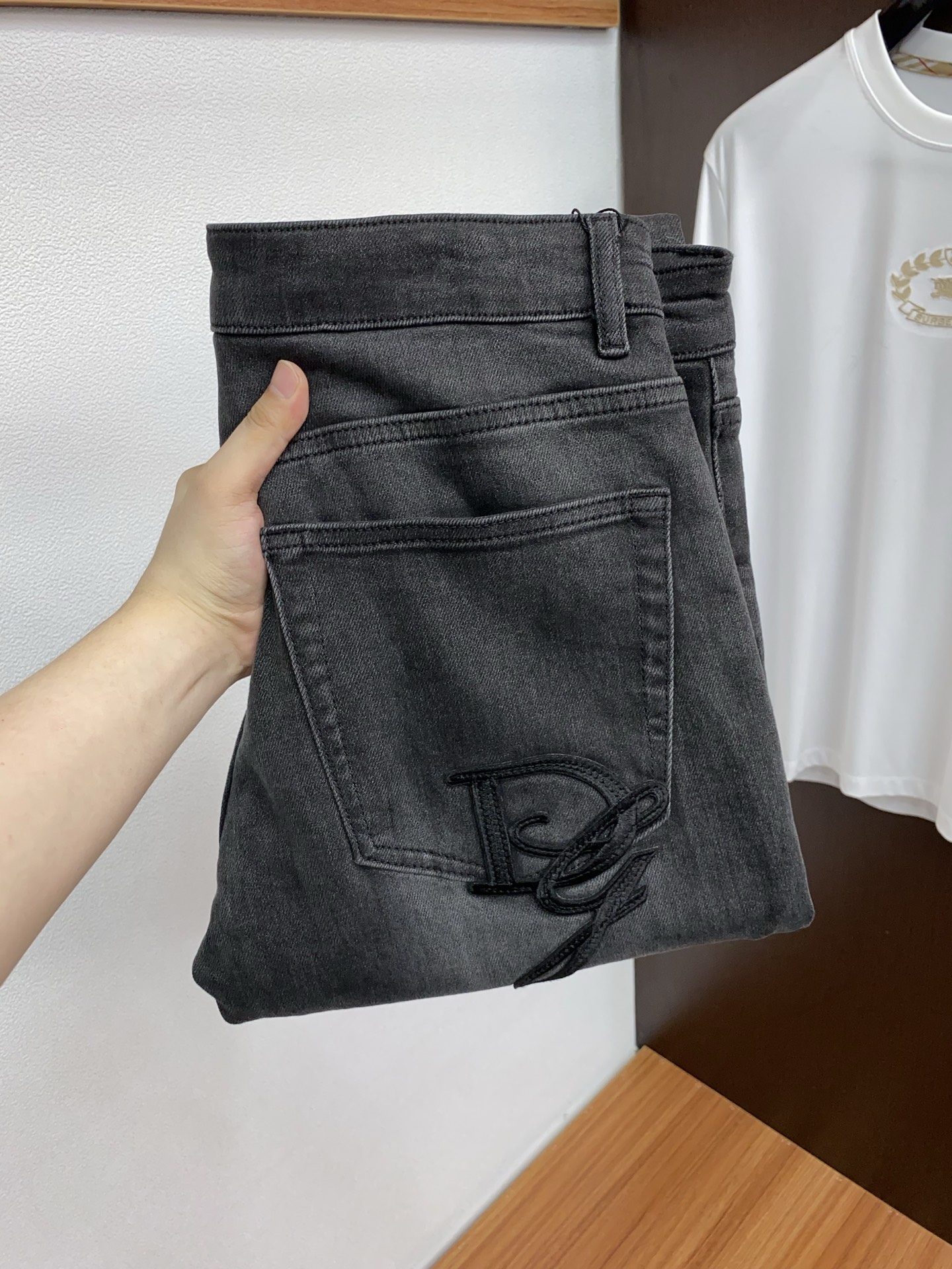 NO:610875,DG 25ss autumn and winter new men's small straight jeans,,jeans,alexander wang19860909DG 25ss秋冬 新款 男士小直筒牛仔裤,,jeans,alexander wang,Men's clothing