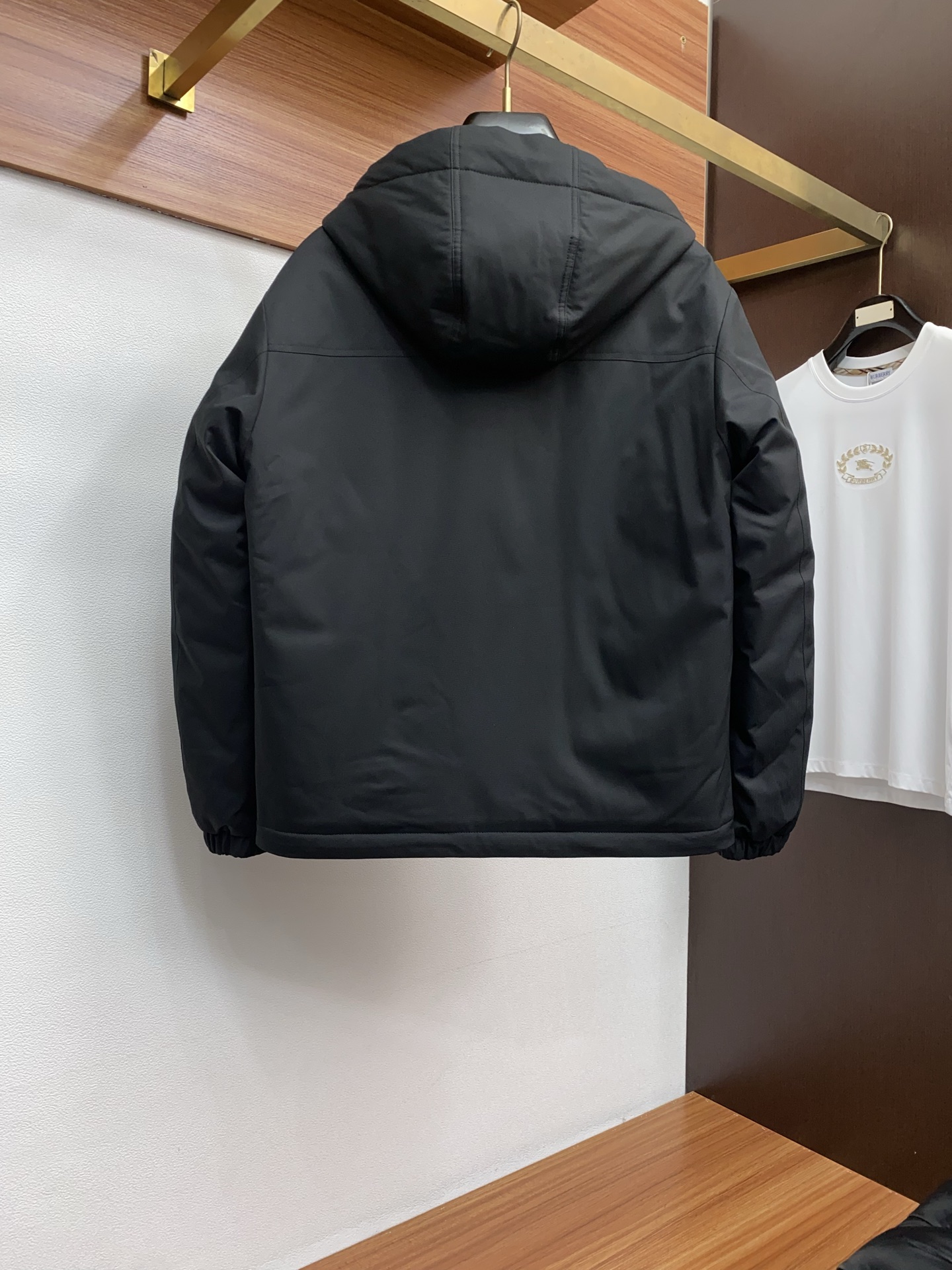 巴宝莉 顶级版本专柜同步羽绒服国标90%白鸭绒羽绒服 王牌新单 羽绒服外套！一个我期待了一个下半年的王 