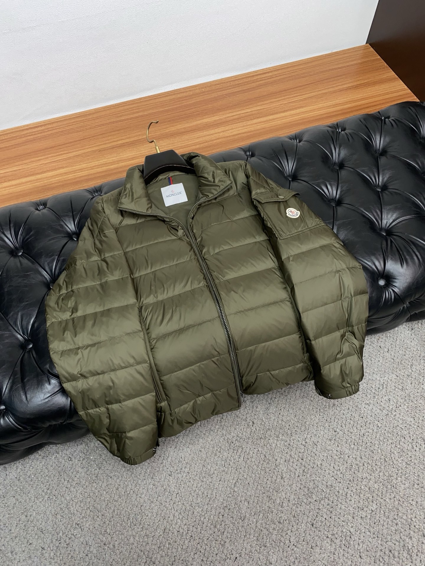 蒙口 顶级版本专柜同步羽绒服国标90%白鸭绒羽绒服 王牌新单 羽绒服外套！一个我期待了一个下半年的王 算