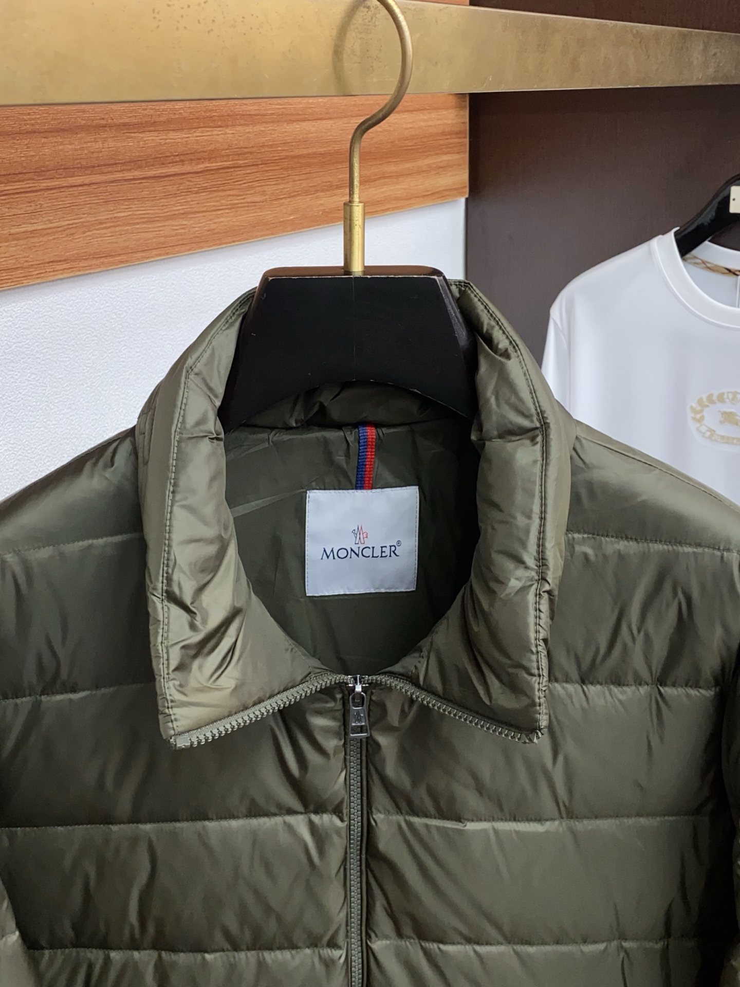 蒙口 顶级版本专柜同步羽绒服国标90%白鸭绒羽绒服 王牌新单 羽绒服外套！一个我期待了一个下半年的王 算