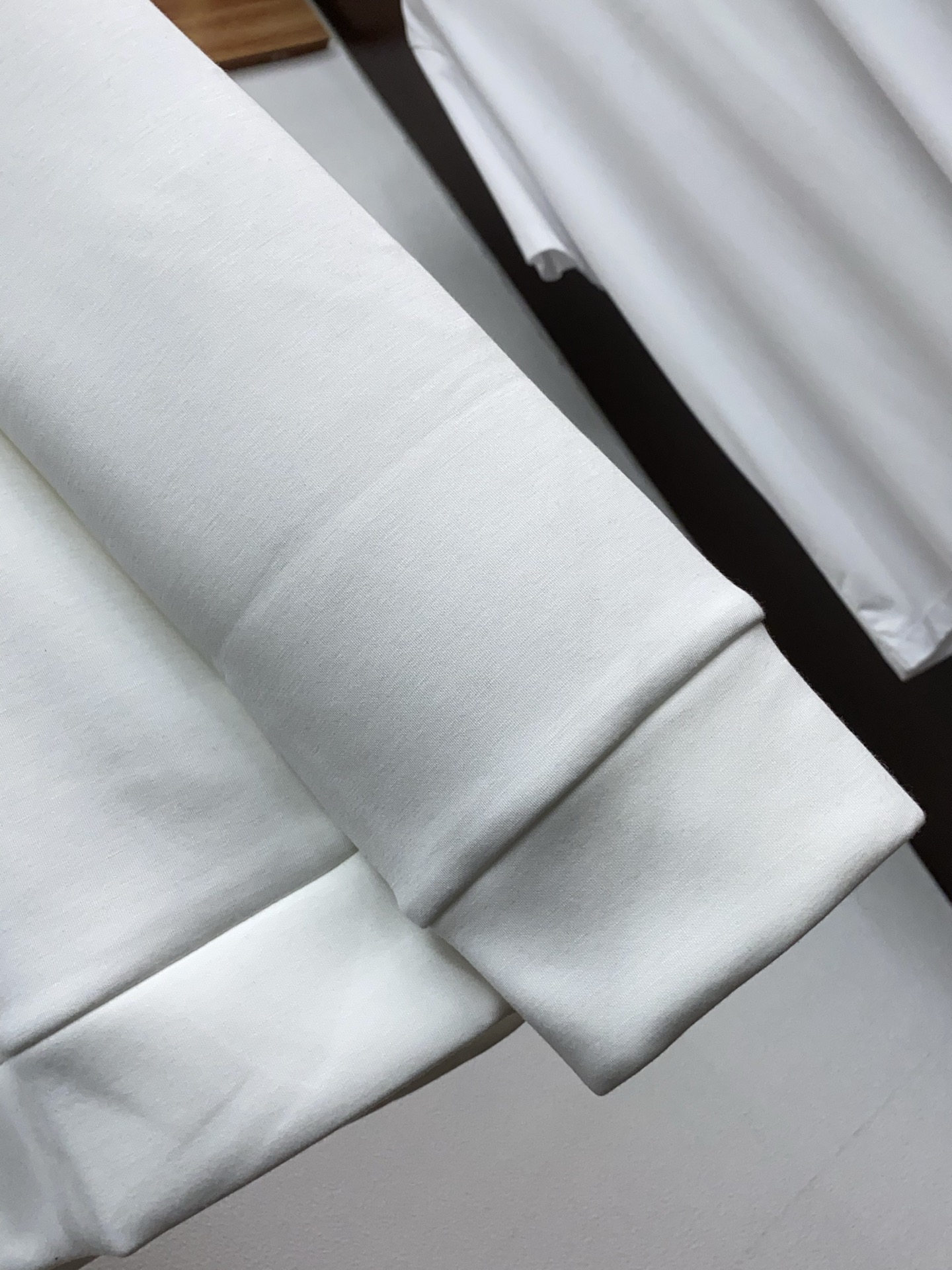 男士高端简约圆领加厚空气棉长袖卫衣 ，香港洋行渠道货，纯正血统品质，25年秋冬 新款，经典王牌系列！高端