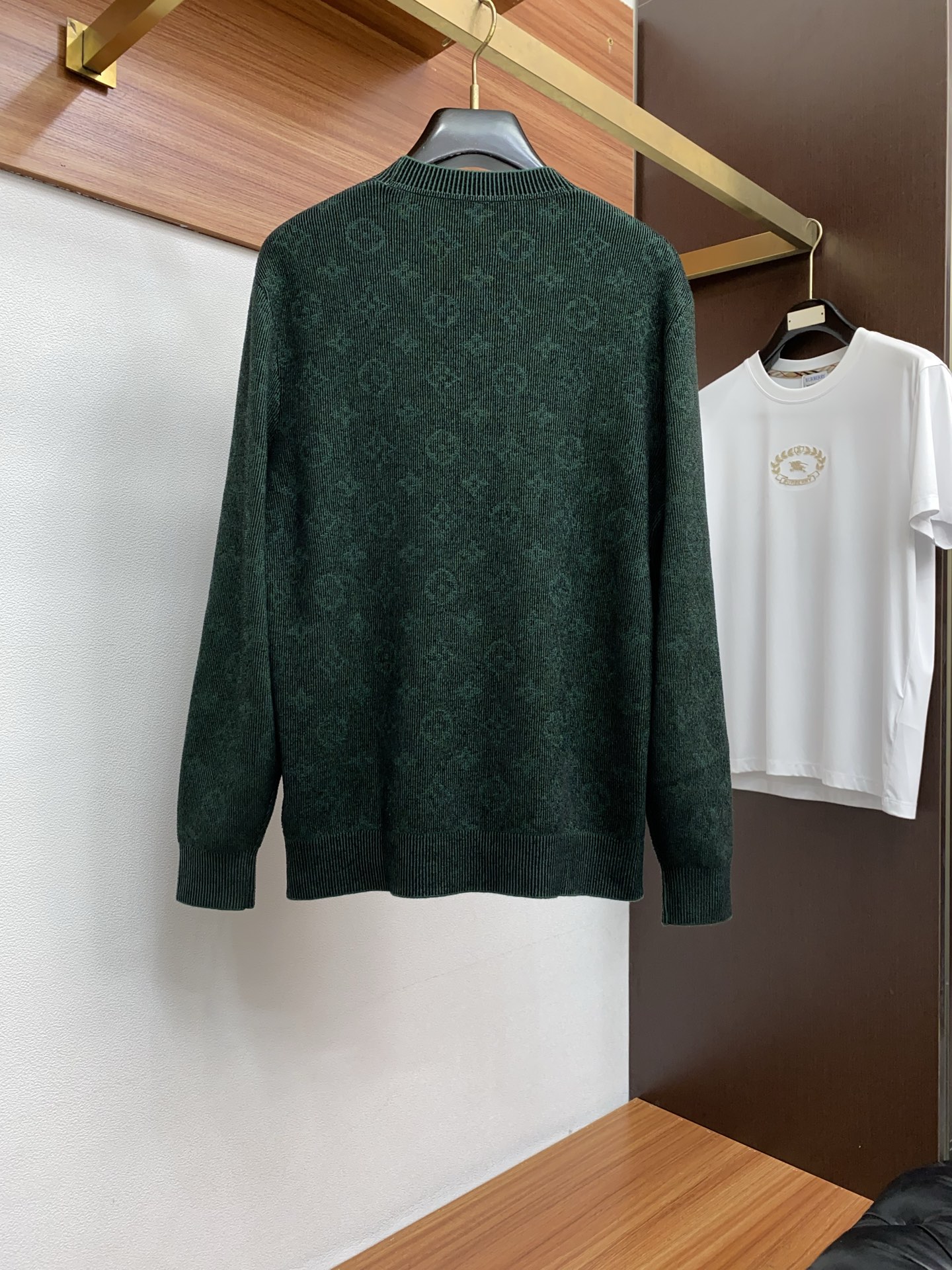 1v路易威登 2025FW男士秋冬羊毛混纺毛衣 打底外穿毛衣 针织衫休闲日常穿搭单品！上身修饰身形、定制