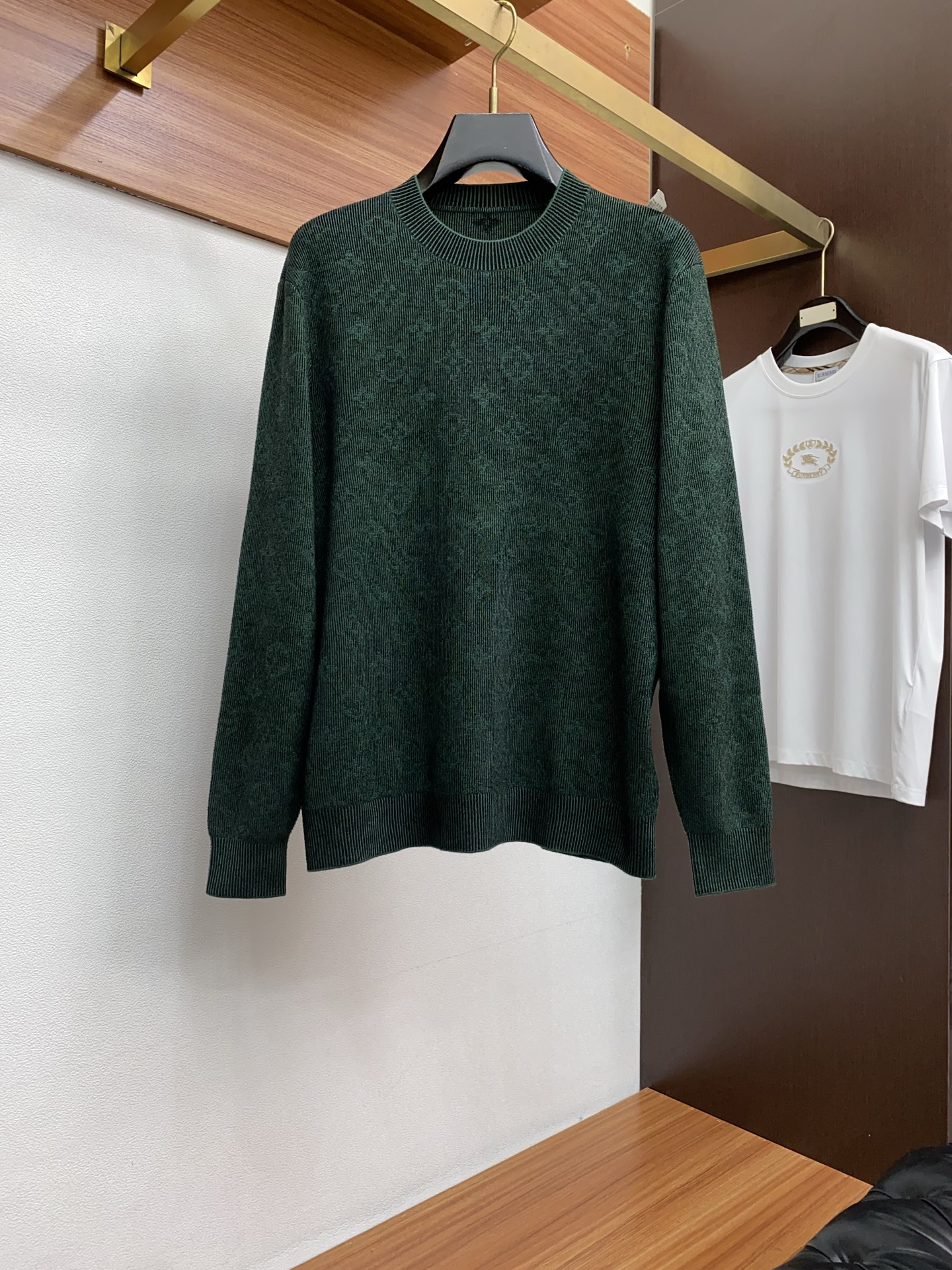 1v路易威登 2025FW男士秋冬羊毛混纺毛衣 打底外穿毛衣 针织衫休闲日常穿搭单品！上身修饰身形、定制