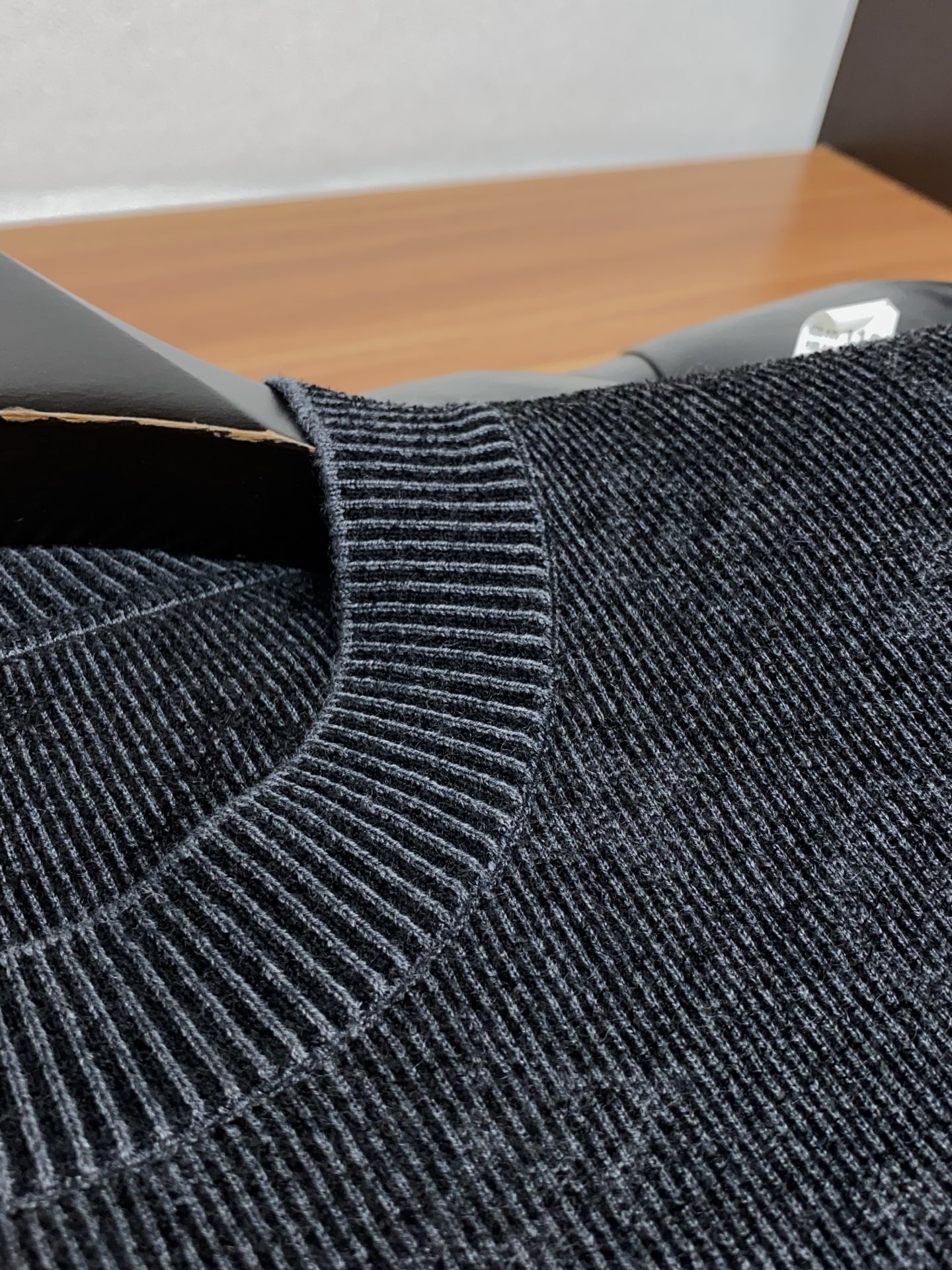 1v路易威登 2025FW男士秋冬羊毛混纺毛衣 打底外穿毛衣 针织衫休闲日常穿搭单品！上身修饰身形、定制