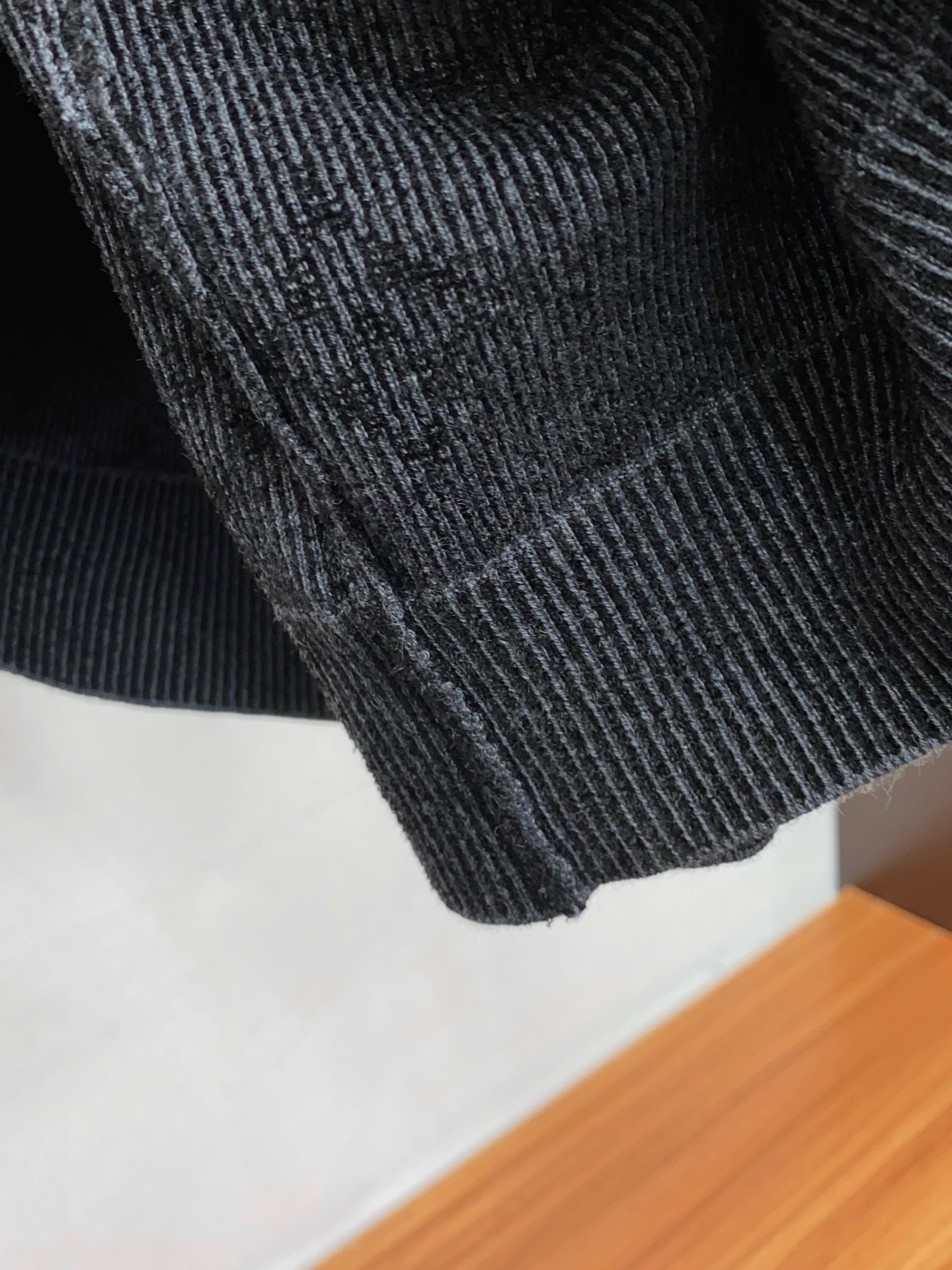 1v路易威登 2025FW男士秋冬羊毛混纺毛衣 打底外穿毛衣 针织衫休闲日常穿搭单品！上身修饰身形、定制