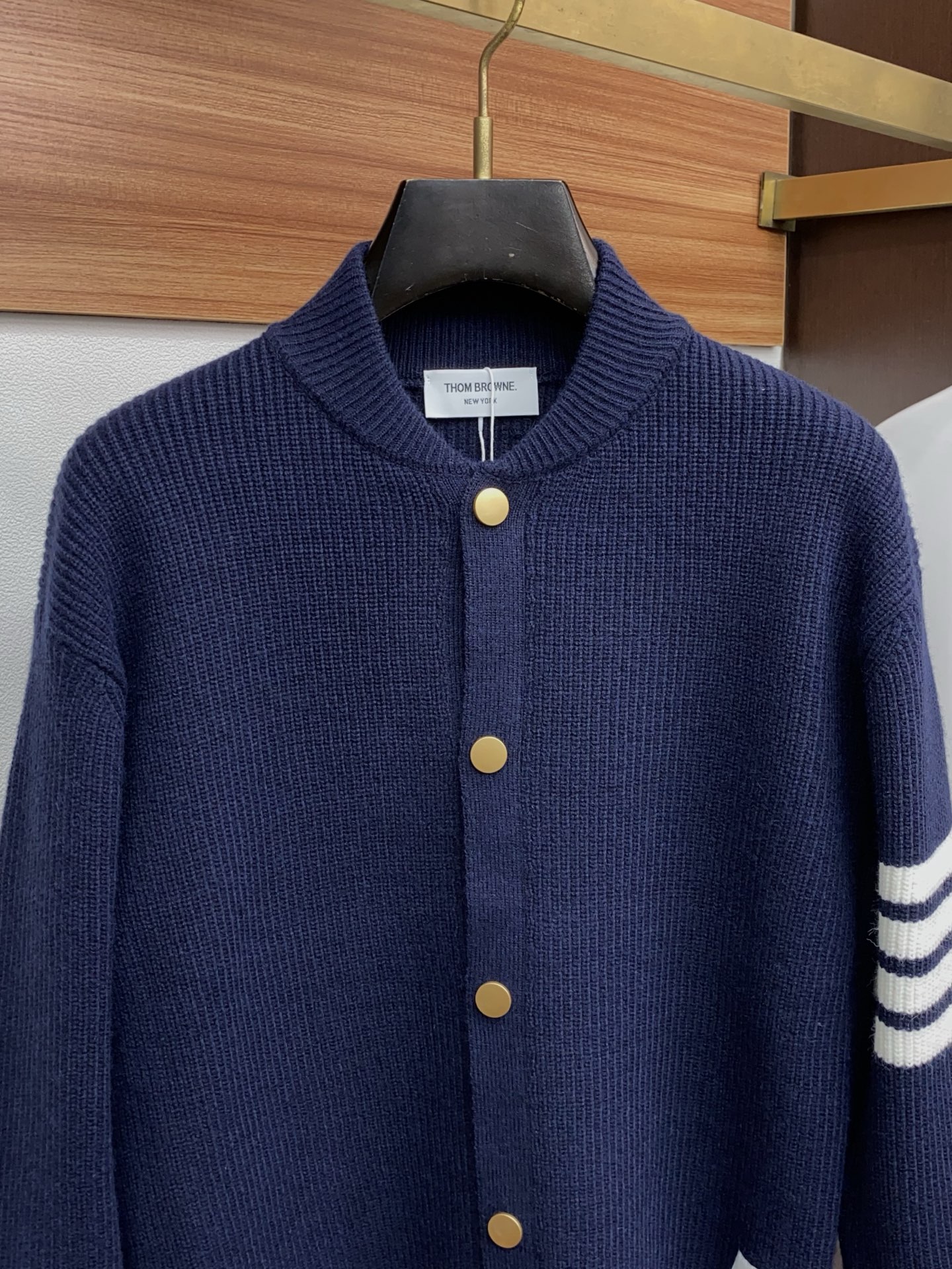 TB 2025FW男士秋冬毛衣 针织男装外套，休闲日常穿搭单品！上身修饰身形、定制面料将时装美学和新都市