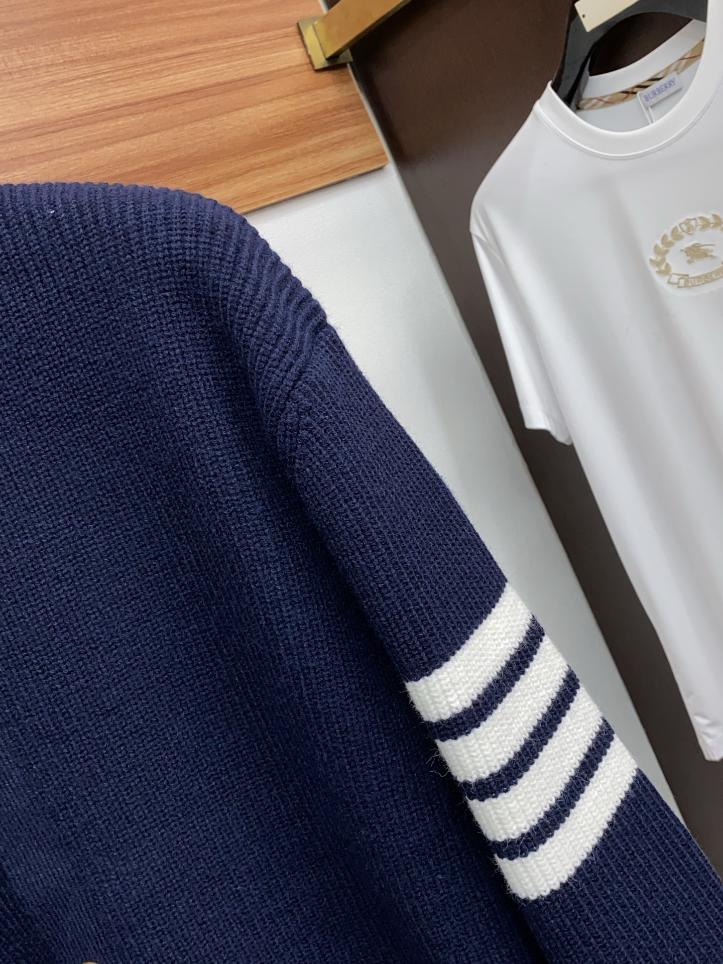 TB 2025FW男士秋冬毛衣 针织男装外套，休闲日常穿搭单品！上身修饰身形、定制面料将时装美学和新都市