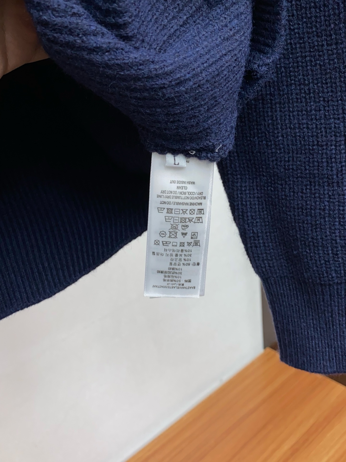 TB 2025FW男士秋冬毛衣 针织男装外套，休闲日常穿搭单品！上身修饰身形、定制面料将时装美学和新都市