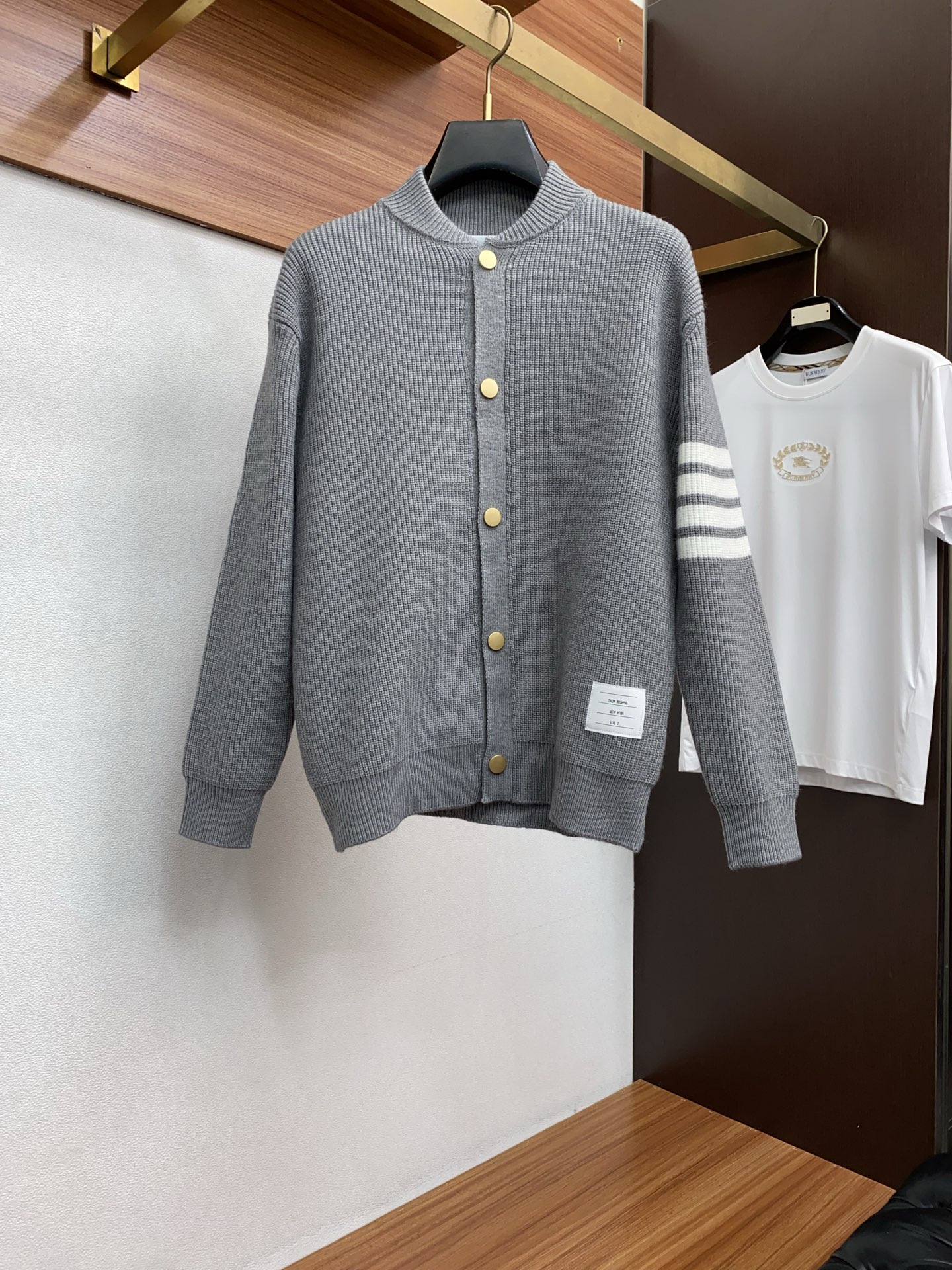 TB 2025FW男士秋冬毛衣 针织男装外套，休闲日常穿搭单品！上身修饰身形、定制面料将时装美学和新都市