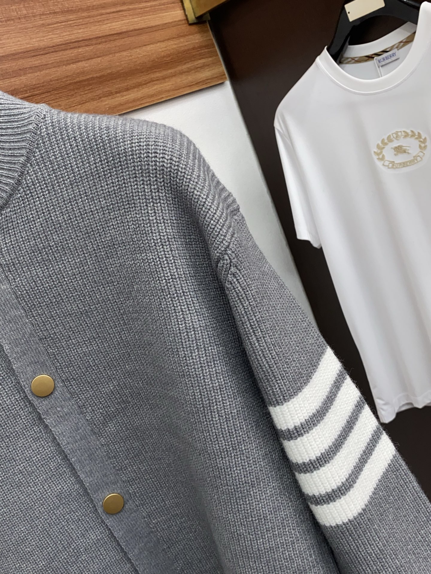 TB 2025FW男士秋冬毛衣 针织男装外套，休闲日常穿搭单品！上身修饰身形、定制面料将时装美学和新都市