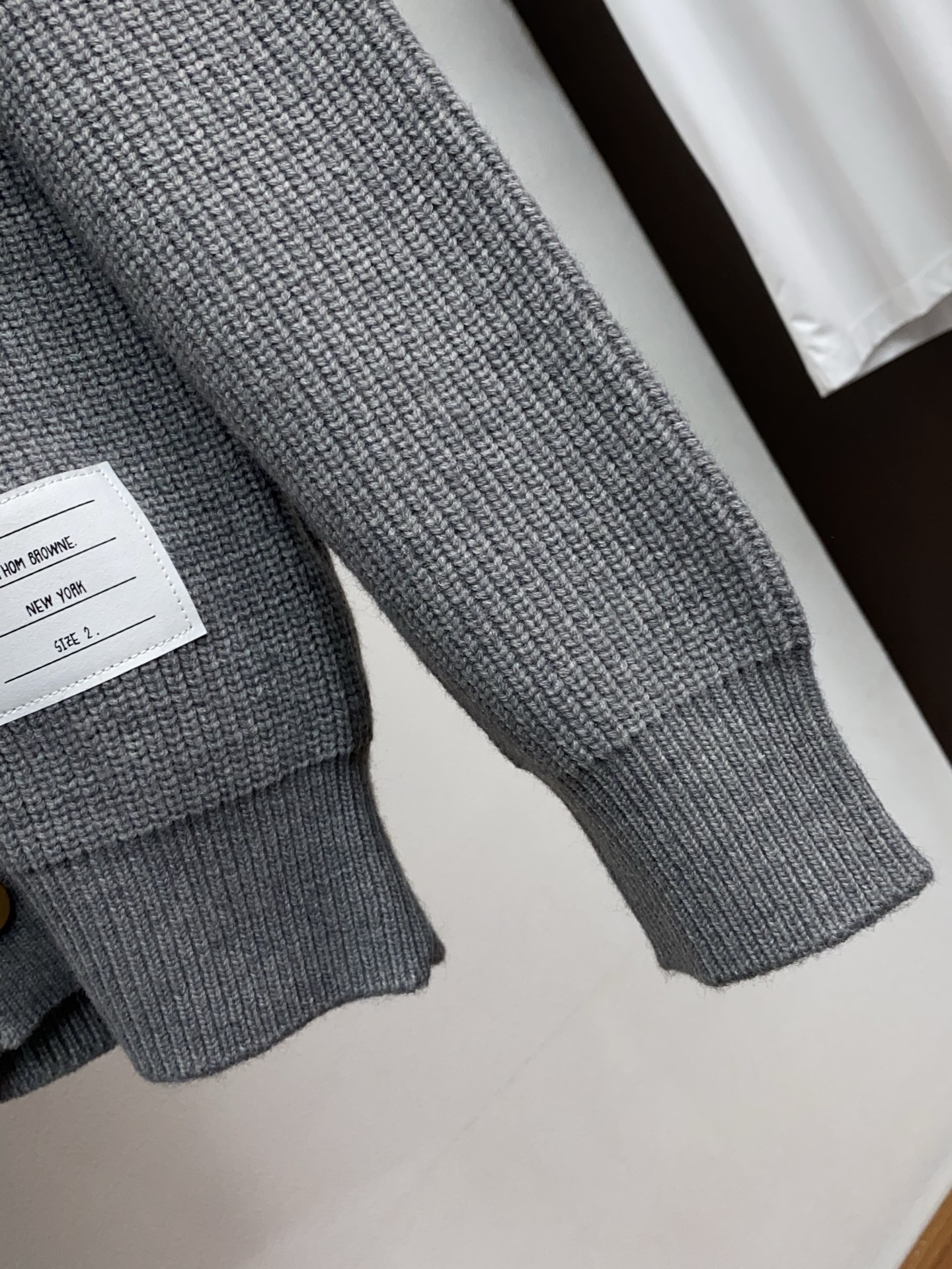 TB 2025FW男士秋冬毛衣 针织男装外套，休闲日常穿搭单品！上身修饰身形、定制面料将时装美学和新都市