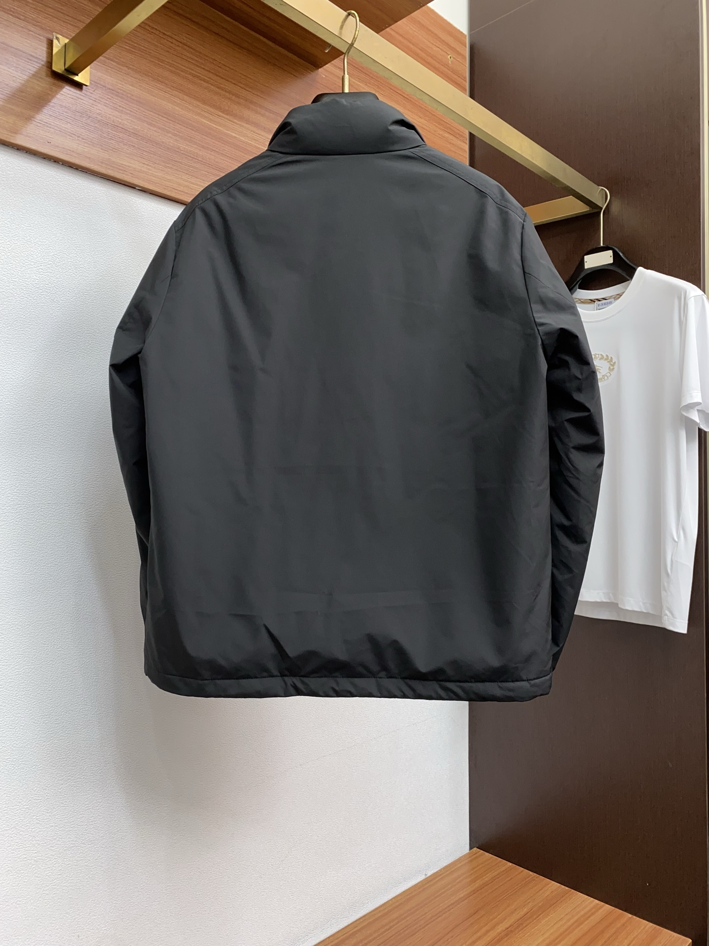 蒙口 25秋冬男士时尚羽绒服 轻奢时尚休闲风格，轻盈保暖柔软！低调系列时尚百搭，就是有型！香港贸易订单款