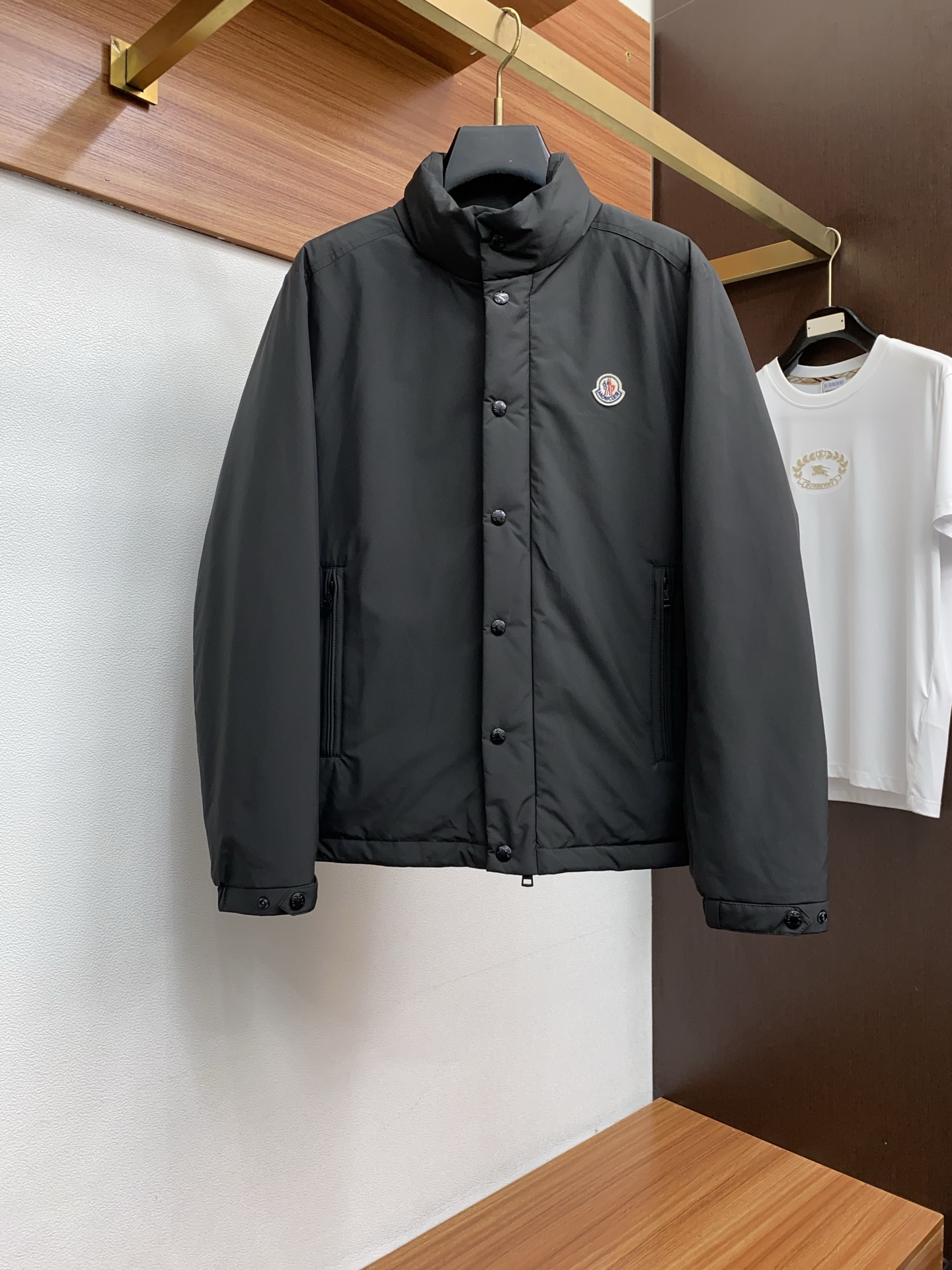 蒙口 25秋冬男士时尚羽绒服 轻奢时尚休闲风格，轻盈保暖柔软！低调系列时尚百搭，就是有型！香港贸易订单款